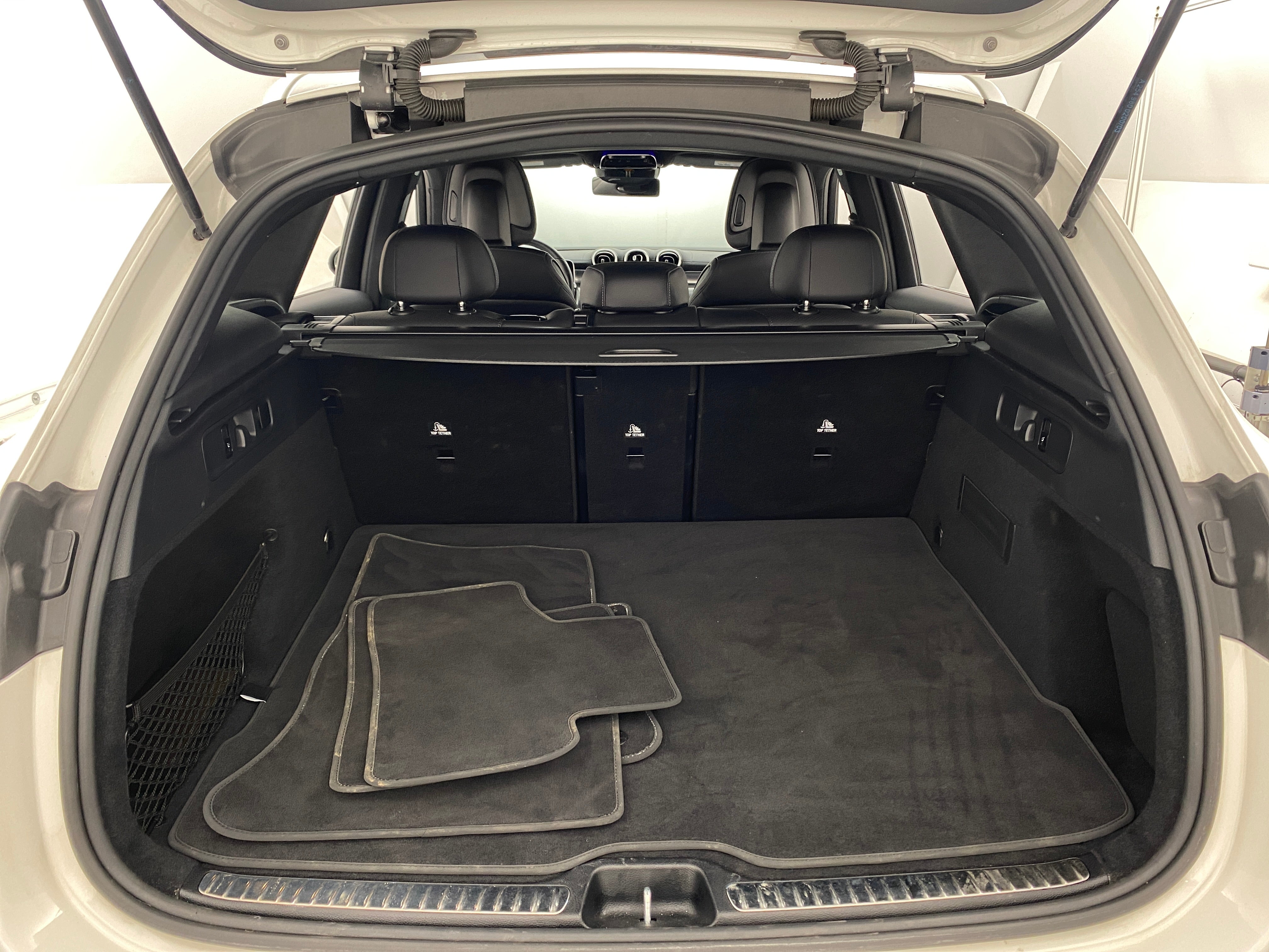 2024 Mercedes-Benz GLC 300 6