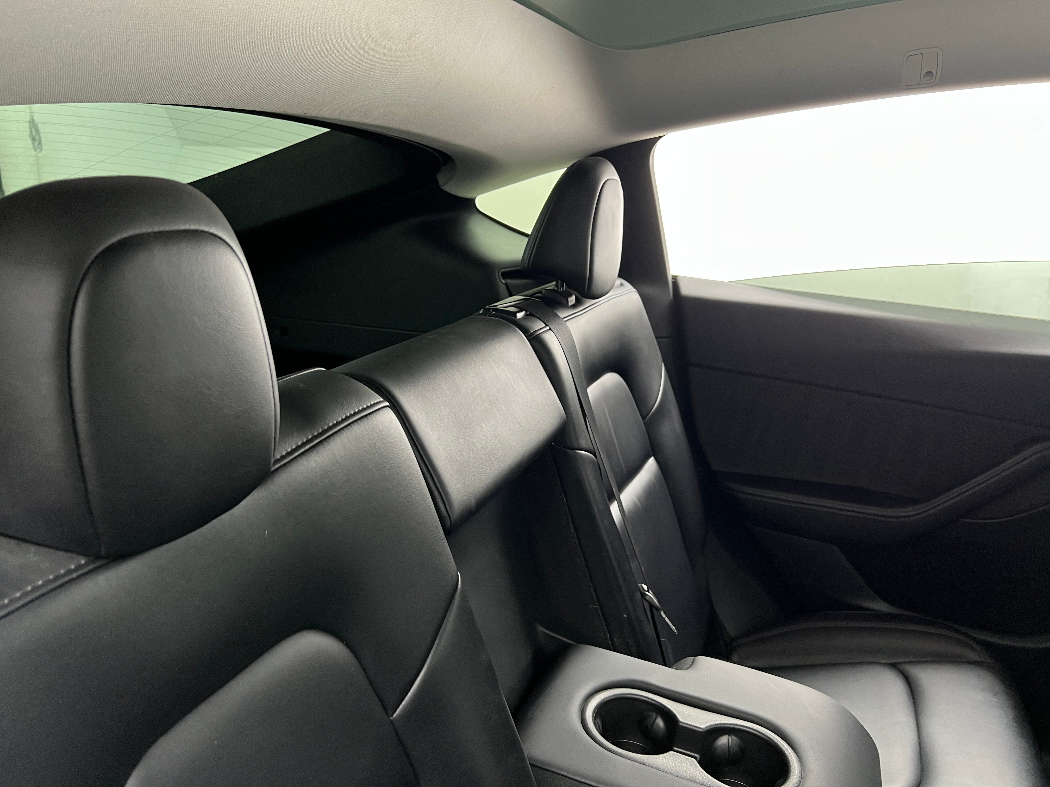 2021 Tesla Model Y Long Range 4