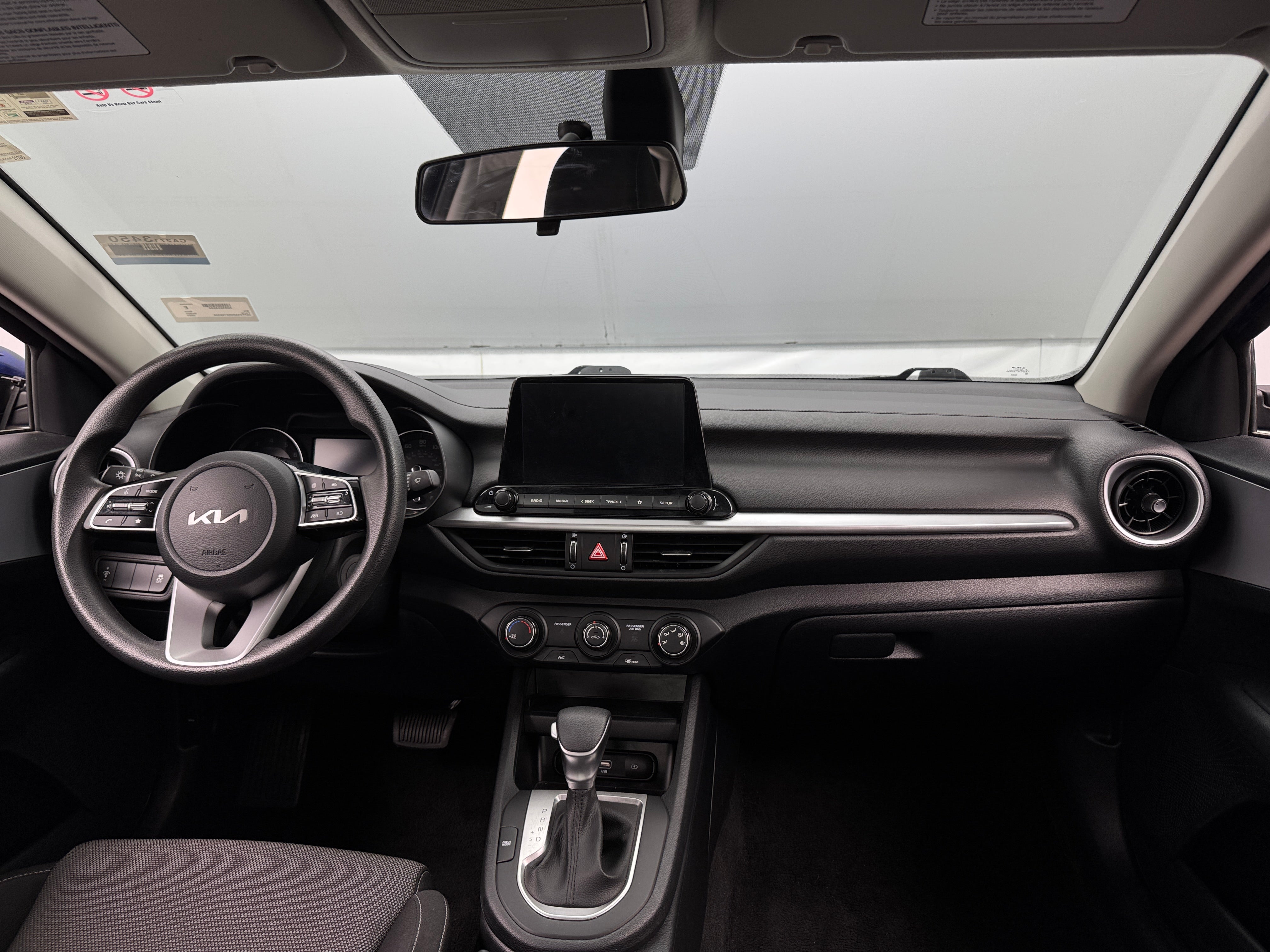 2024 Kia Forte LXS 3