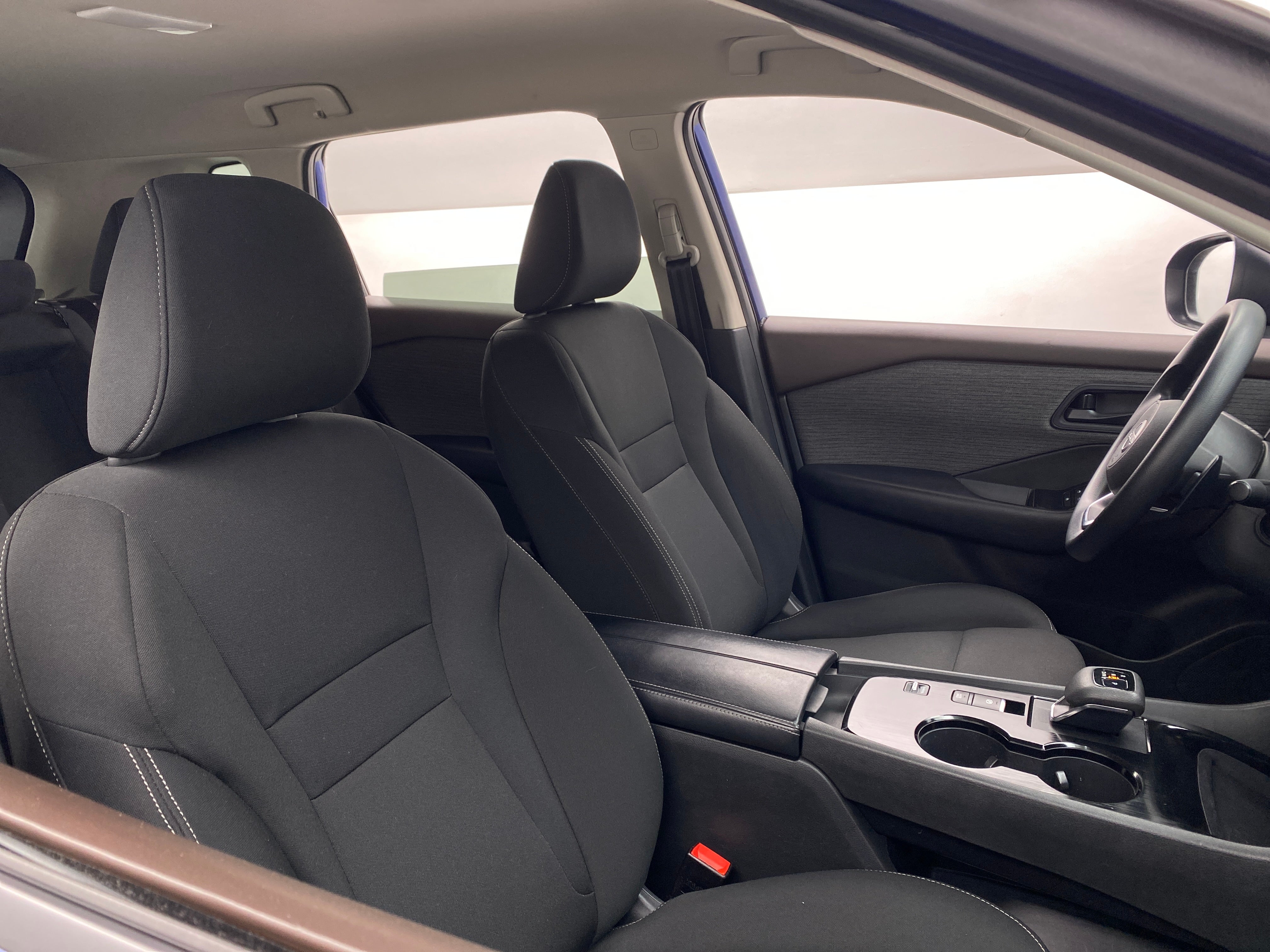 2023 Nissan Rogue S 2