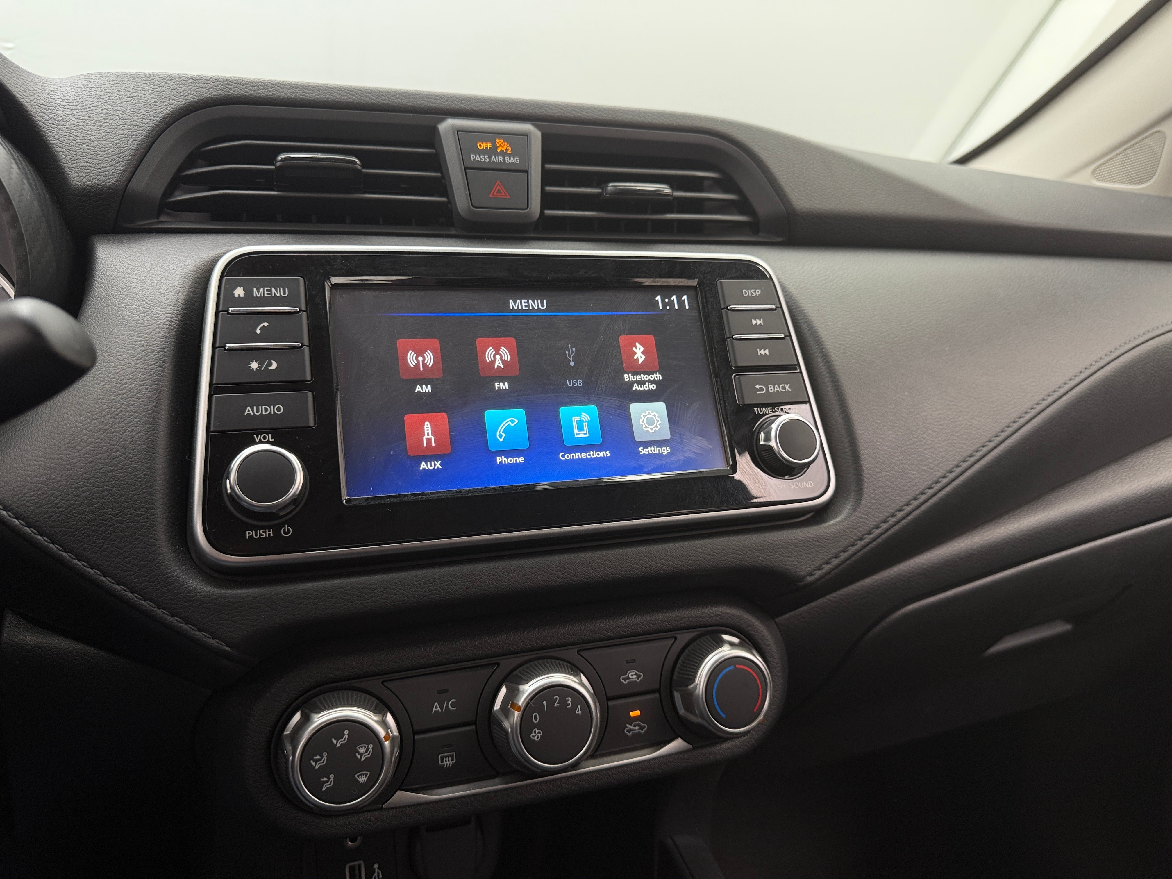 2024 Nissan Versa S 4