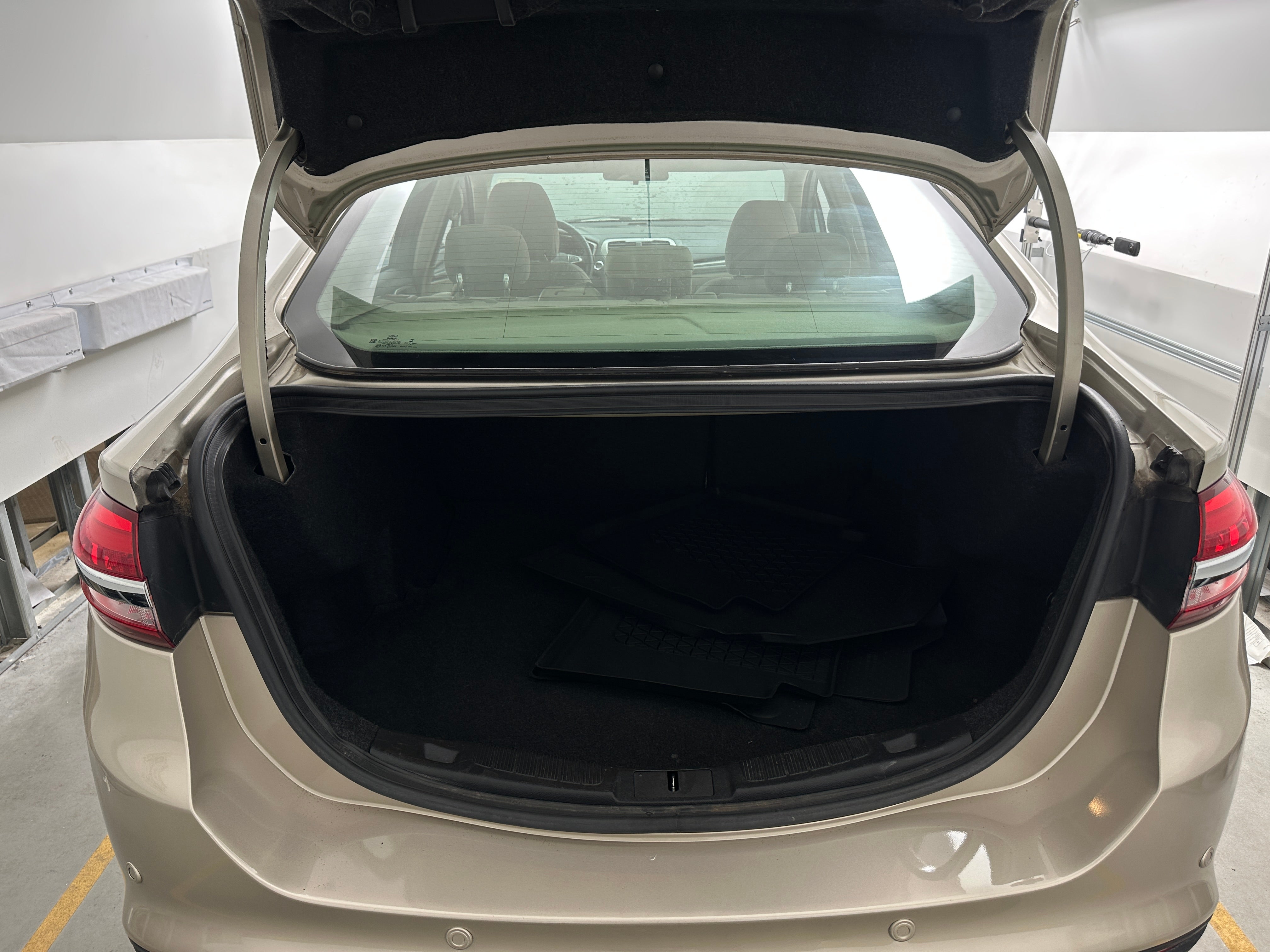 2017 Ford Fusion SE 7