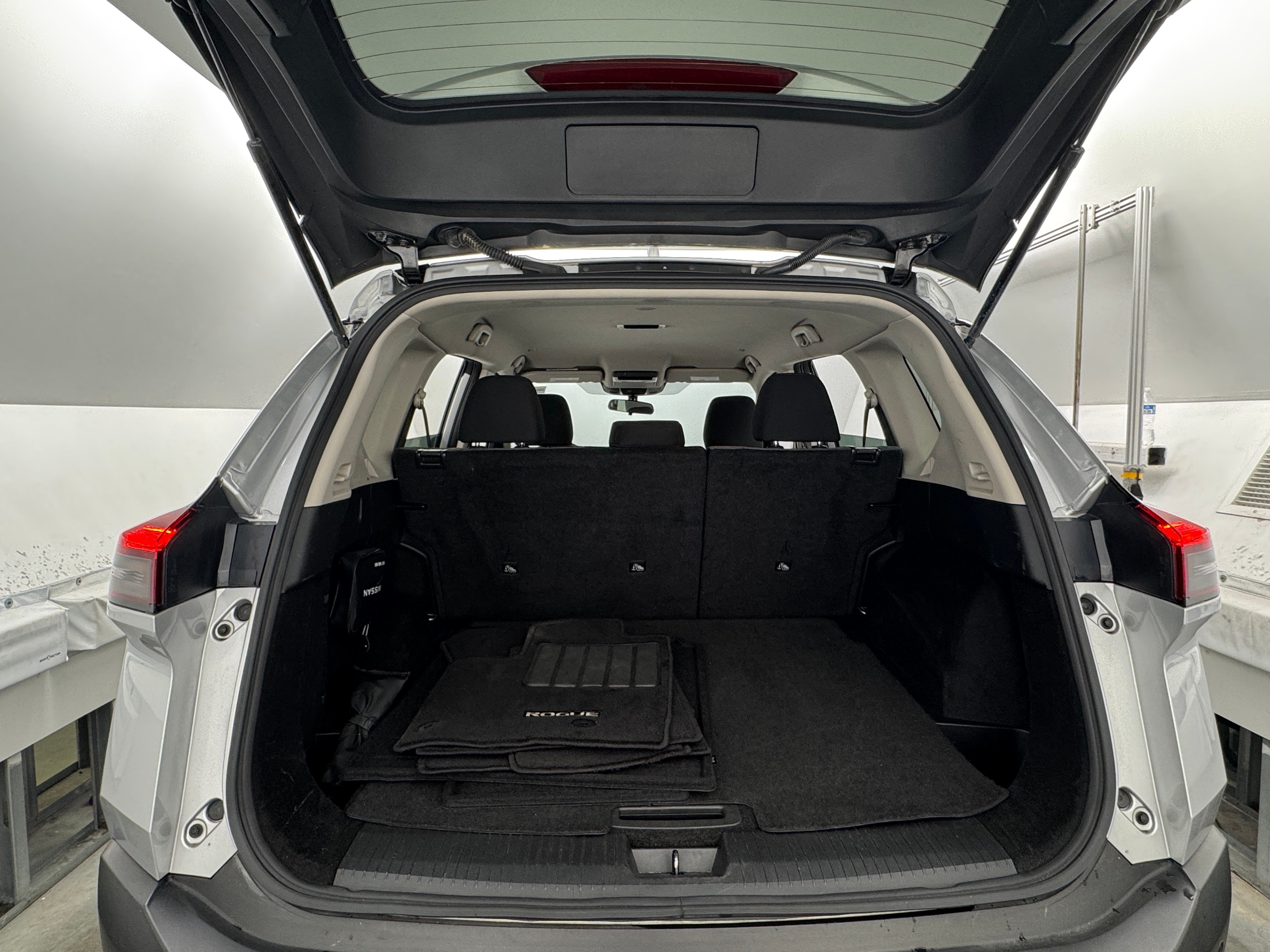 2023 Nissan Rogue SV 7
