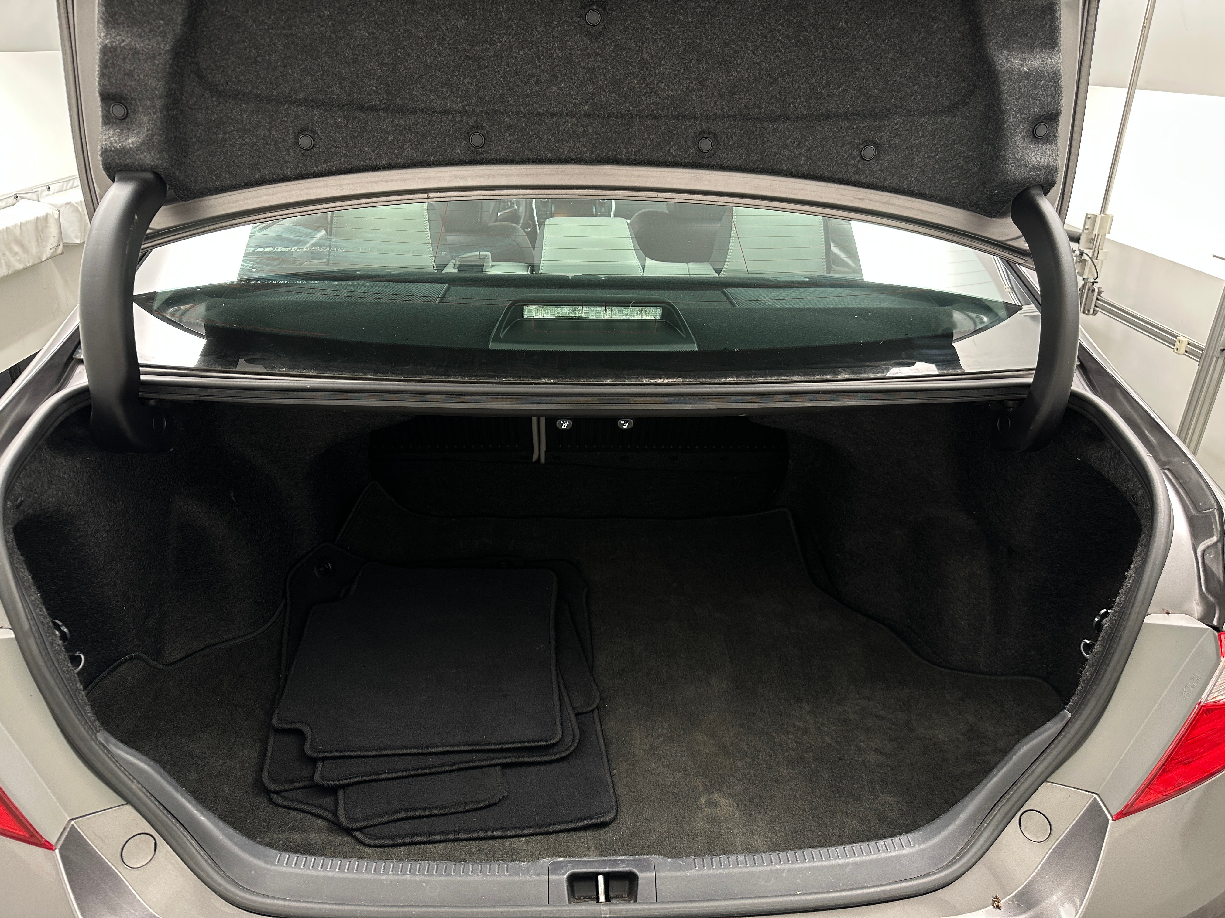 2017 Toyota Camry XSE 6