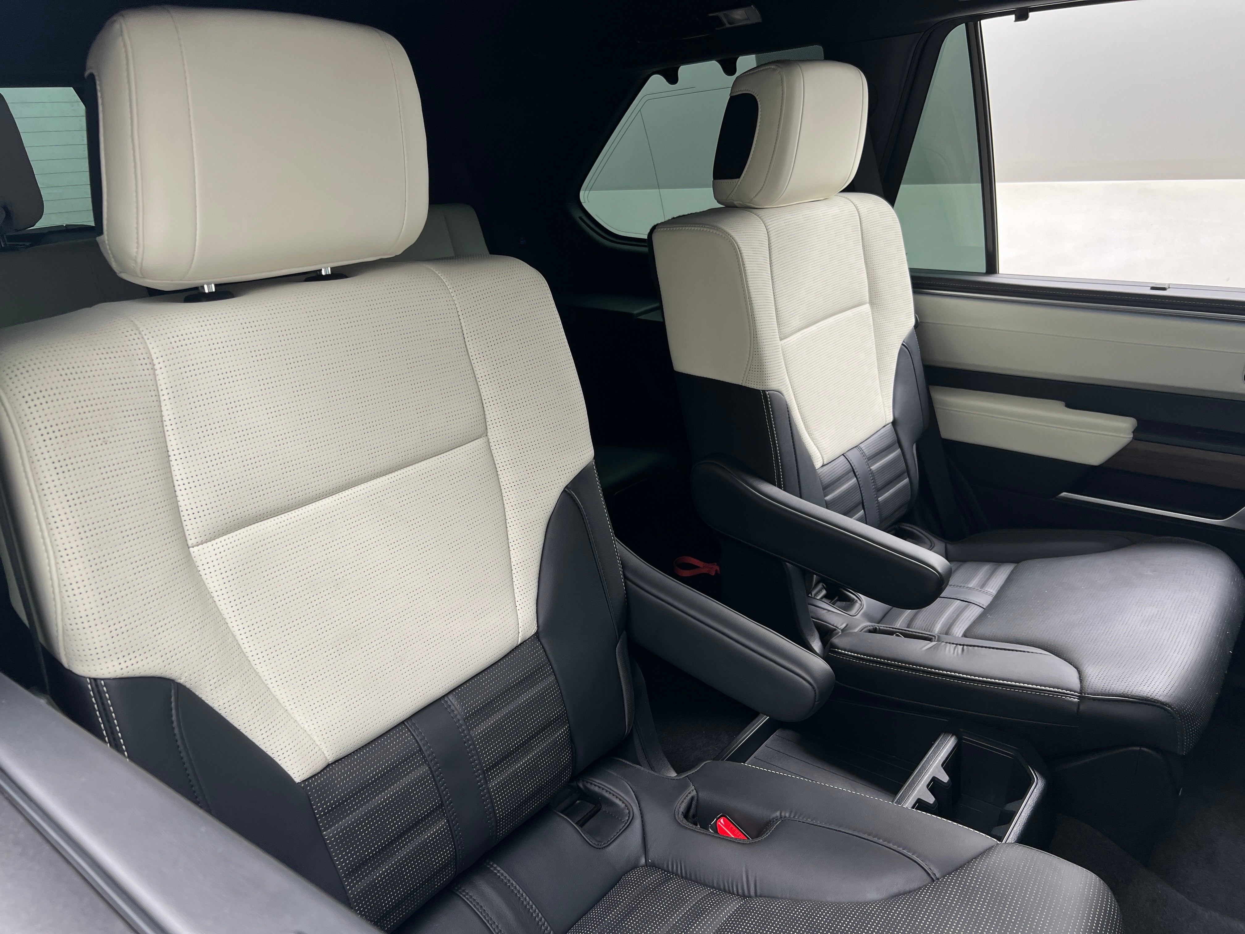 2023 Toyota Sequoia Capstone 6