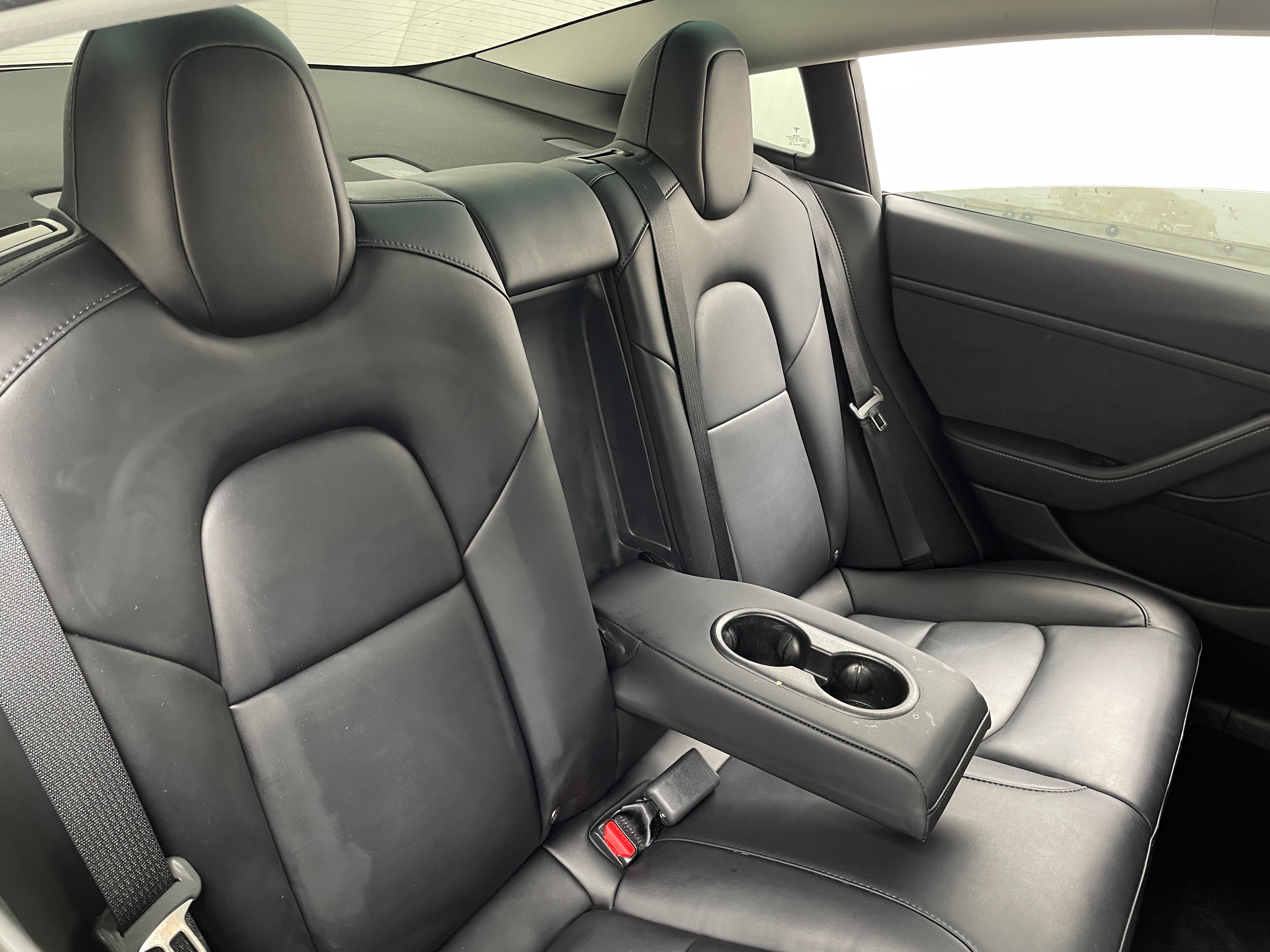 2023 Tesla Model 3 Standard Range 4