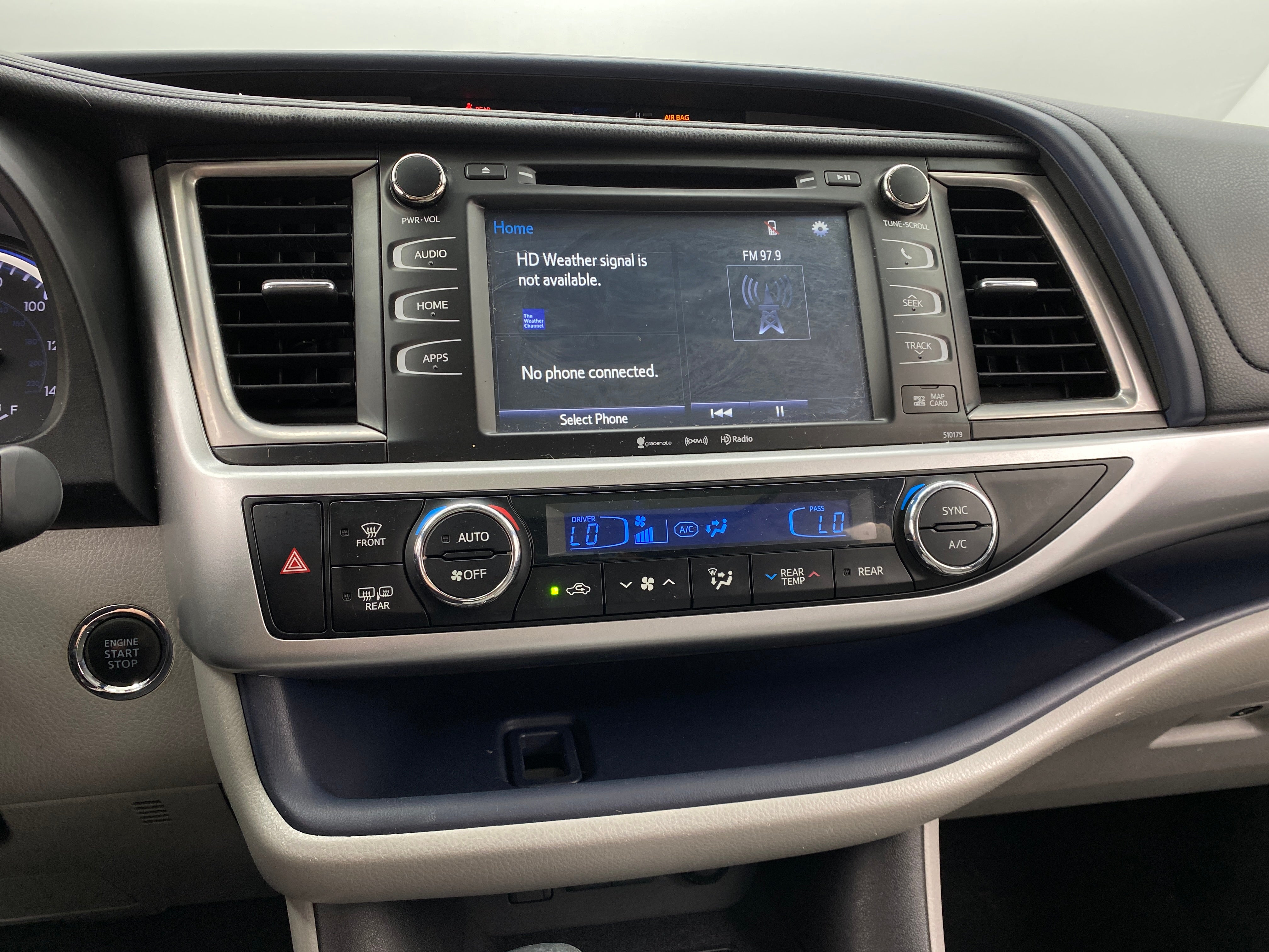 2018 Toyota Highlander XLE 3