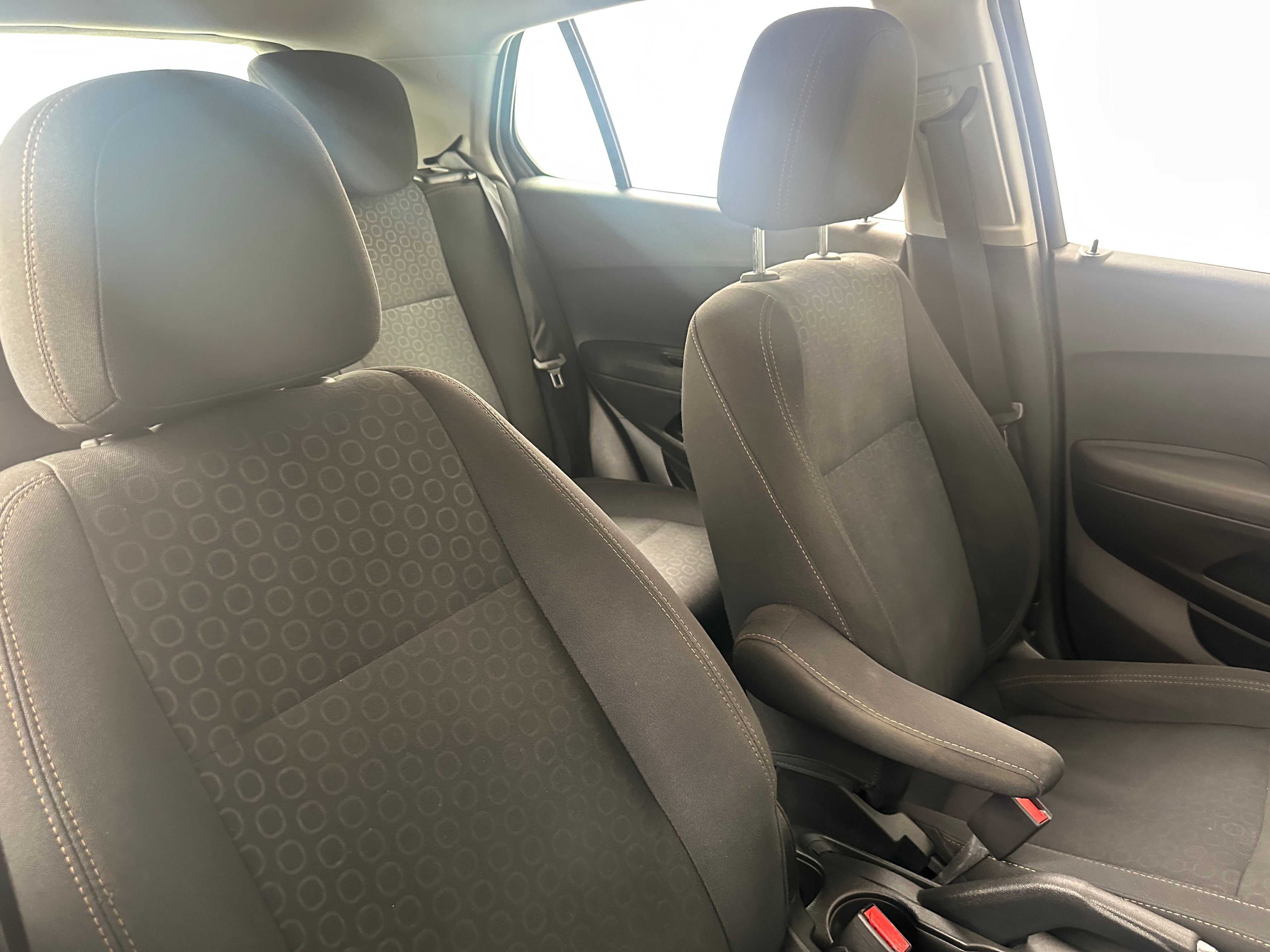 2019 Chevrolet Trax LS 2