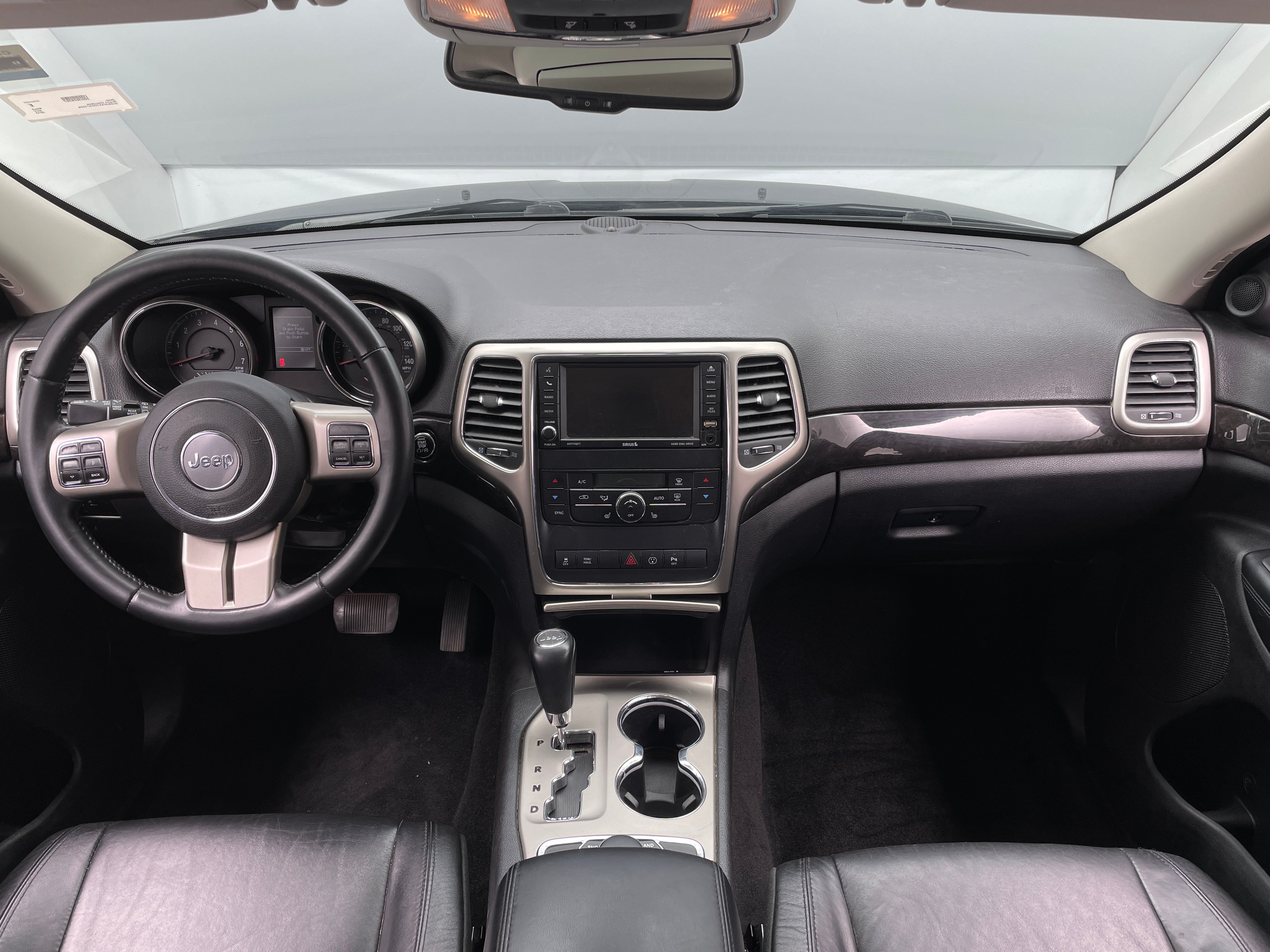 2013 Jeep Grand Cherokee Laredo 2