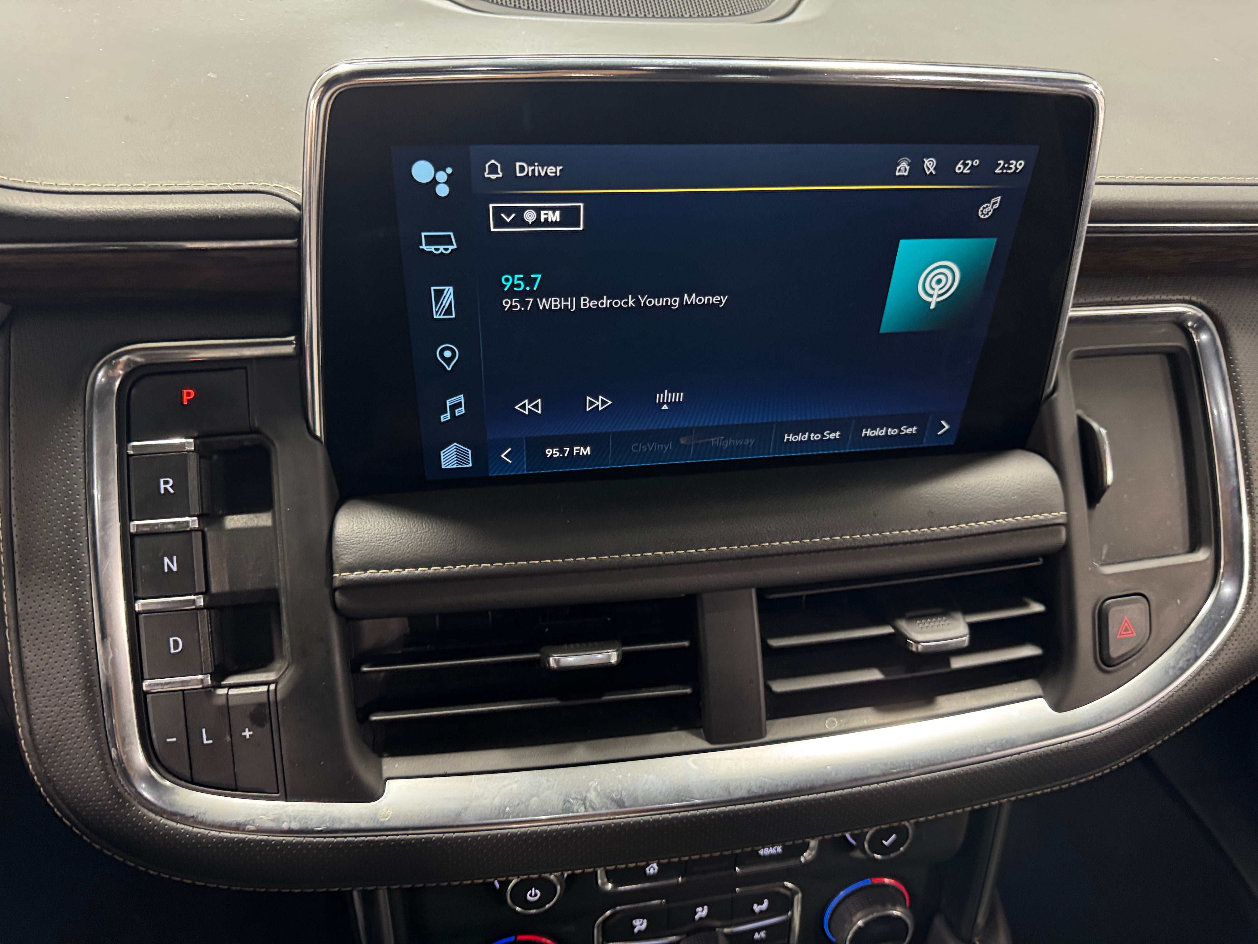 2023 Chevrolet Suburban Premier 4