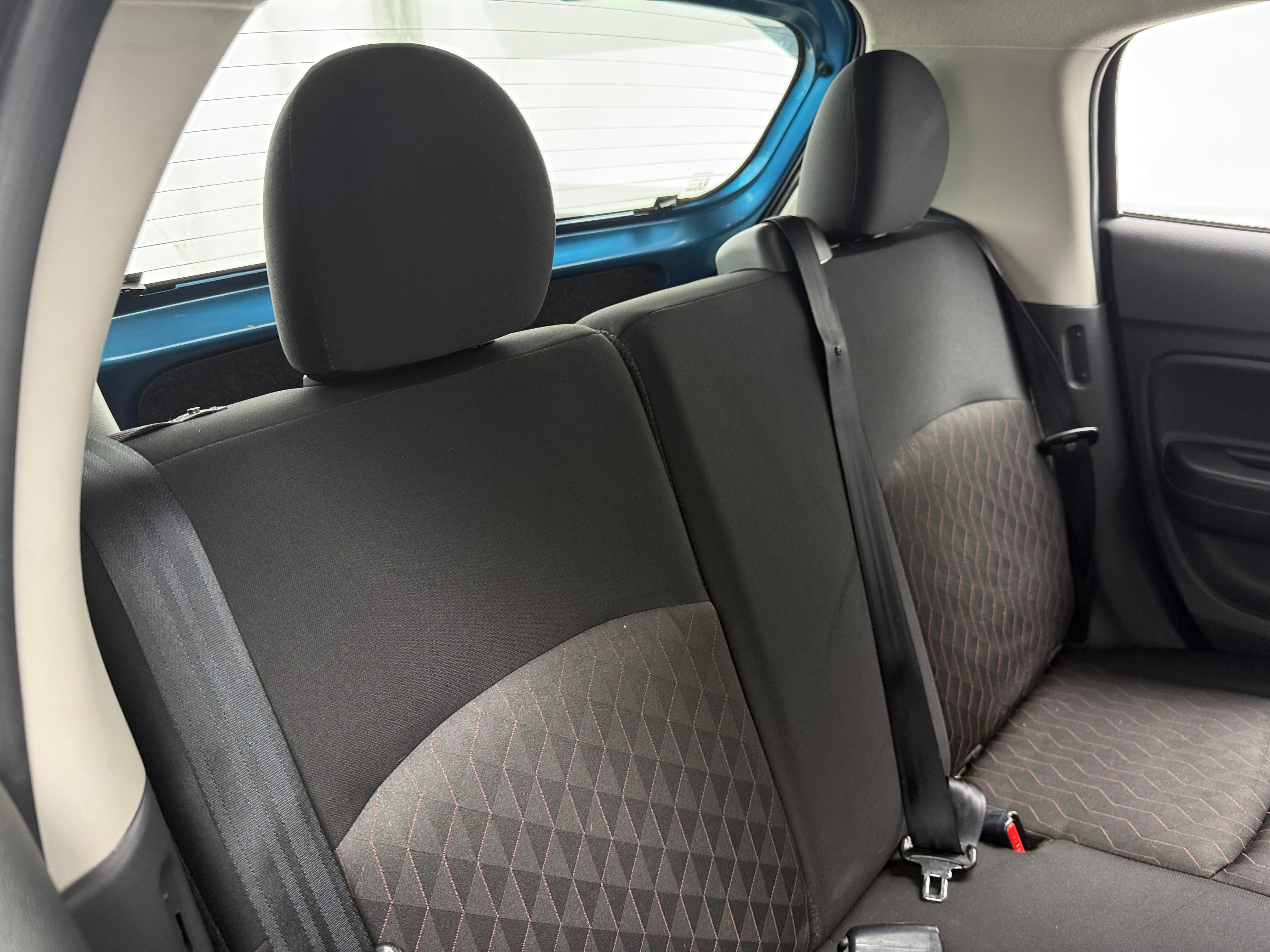 2021 Mitsubishi Mirage ES 6