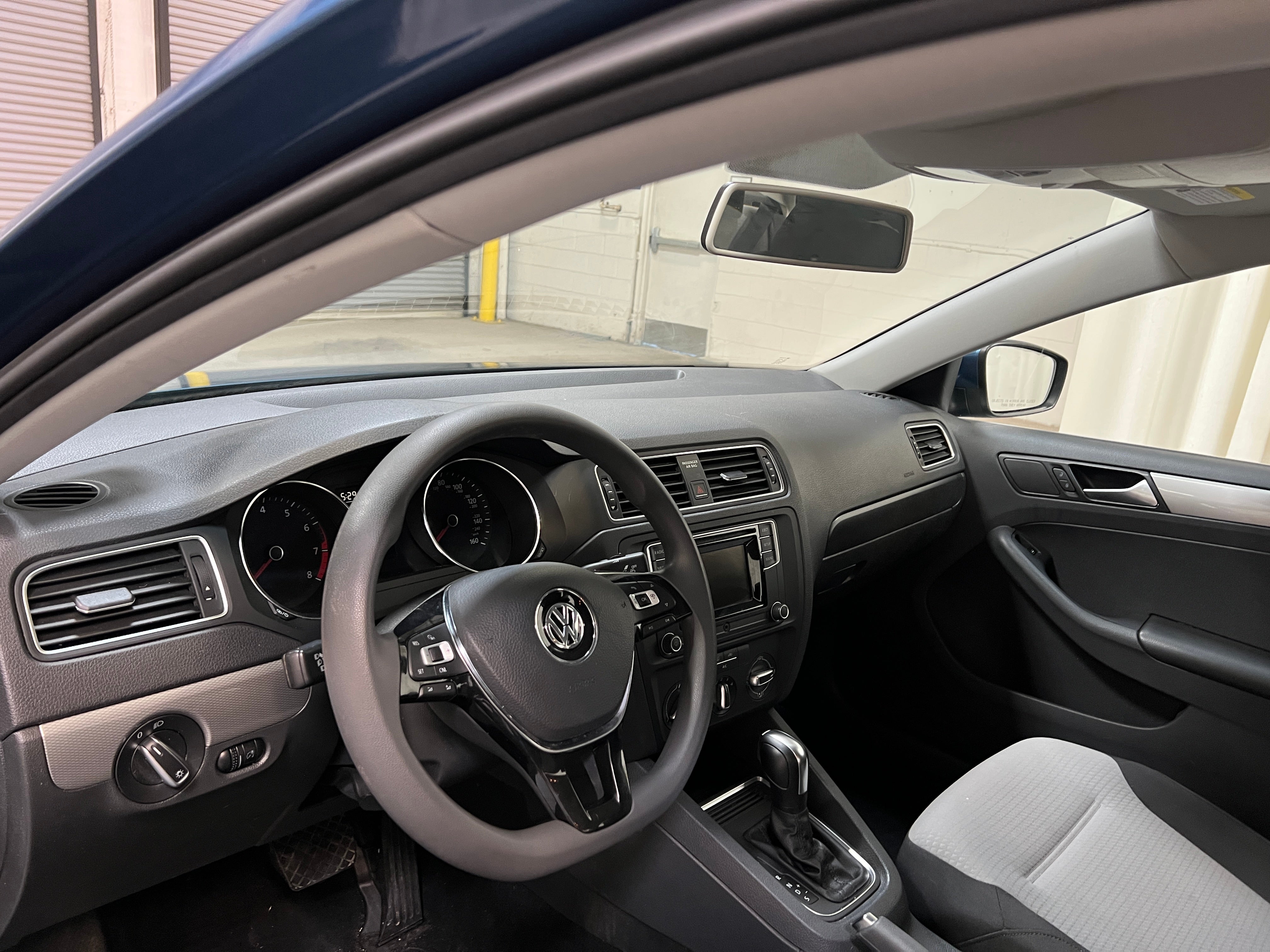 2017 Volkswagen Jetta S 3