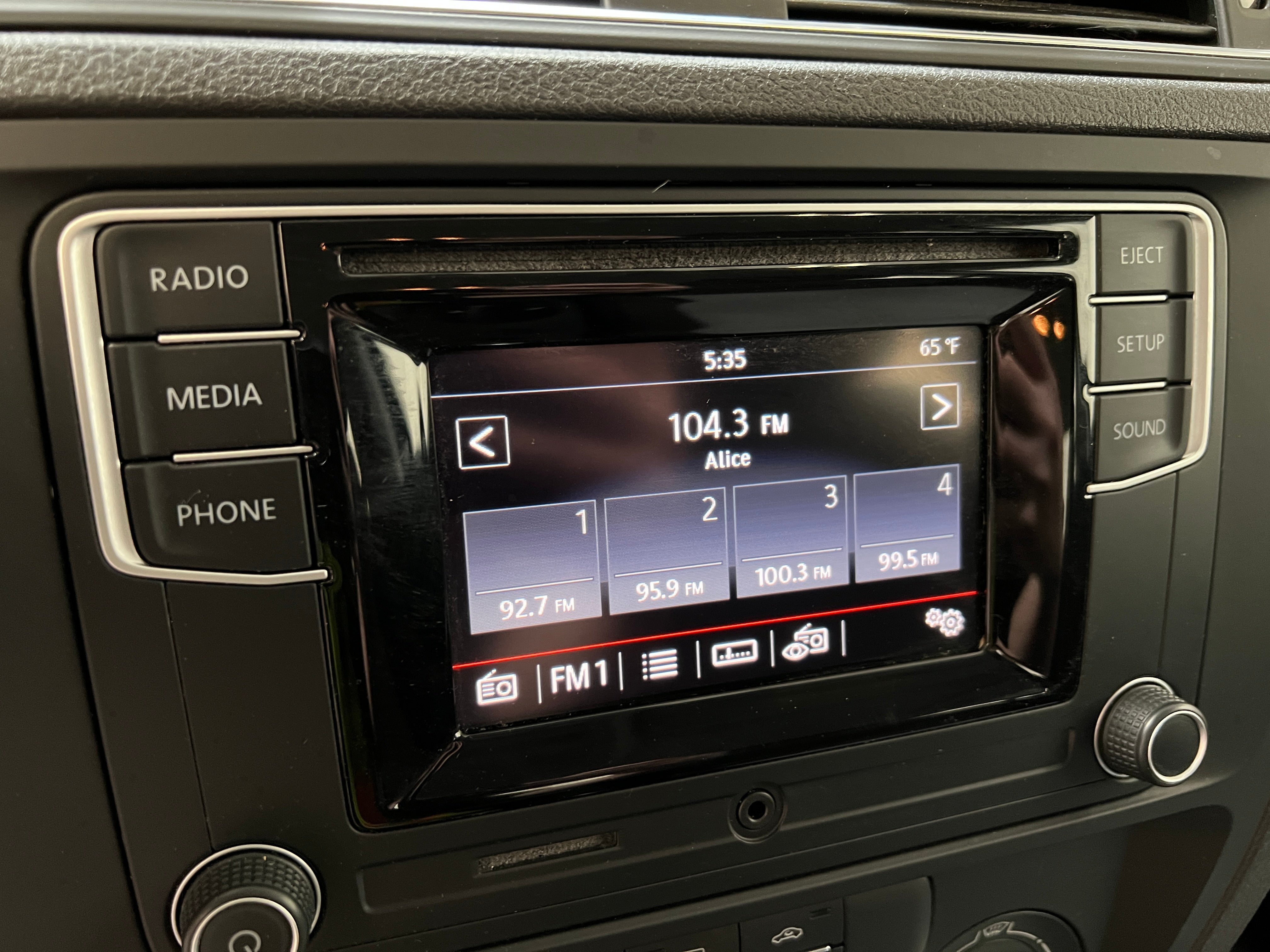 2017 Volkswagen Jetta S 4