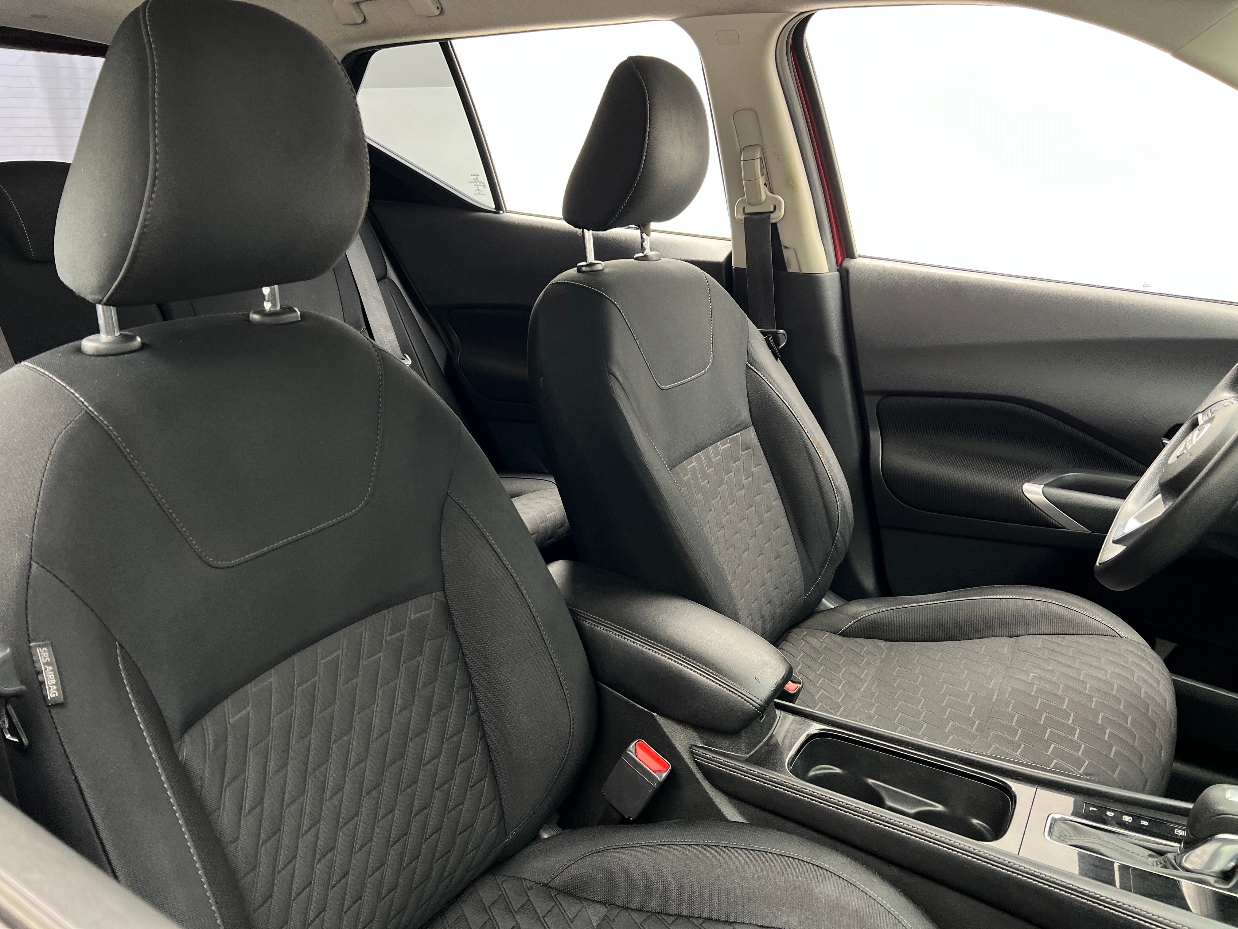 2022 Nissan Kicks SV 2