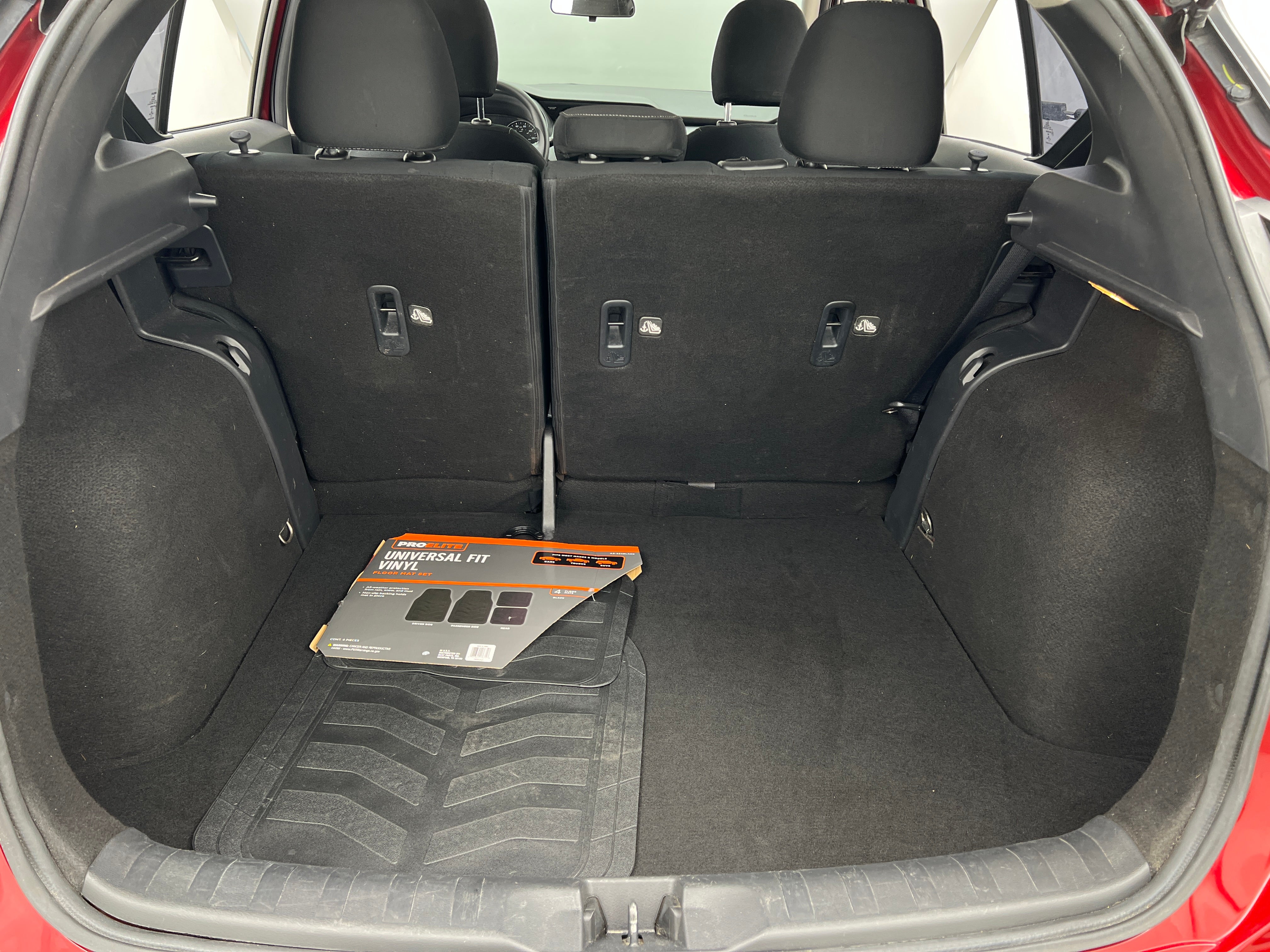 2022 Nissan Kicks SV 7