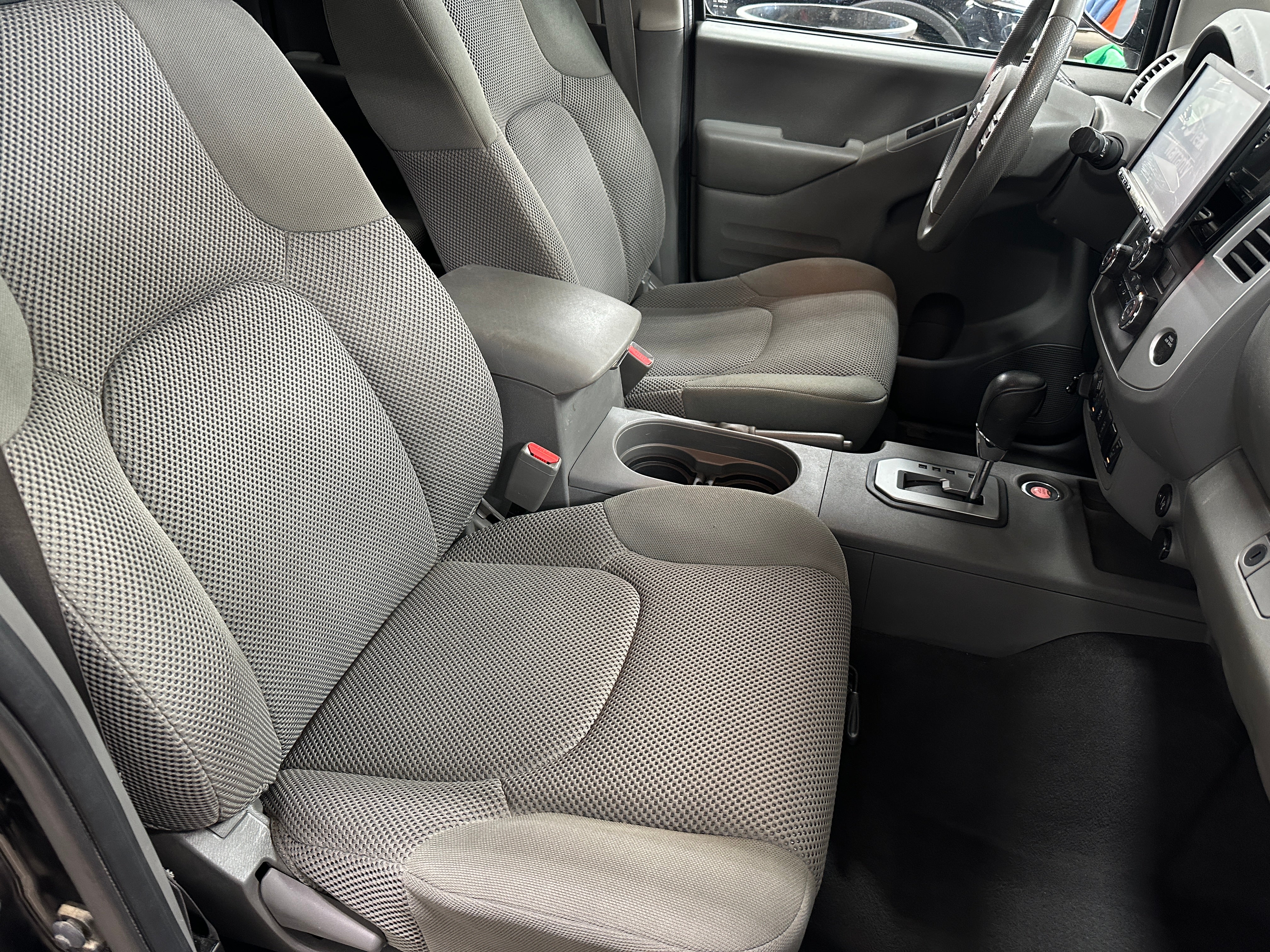 2021 Nissan Frontier SV 2
