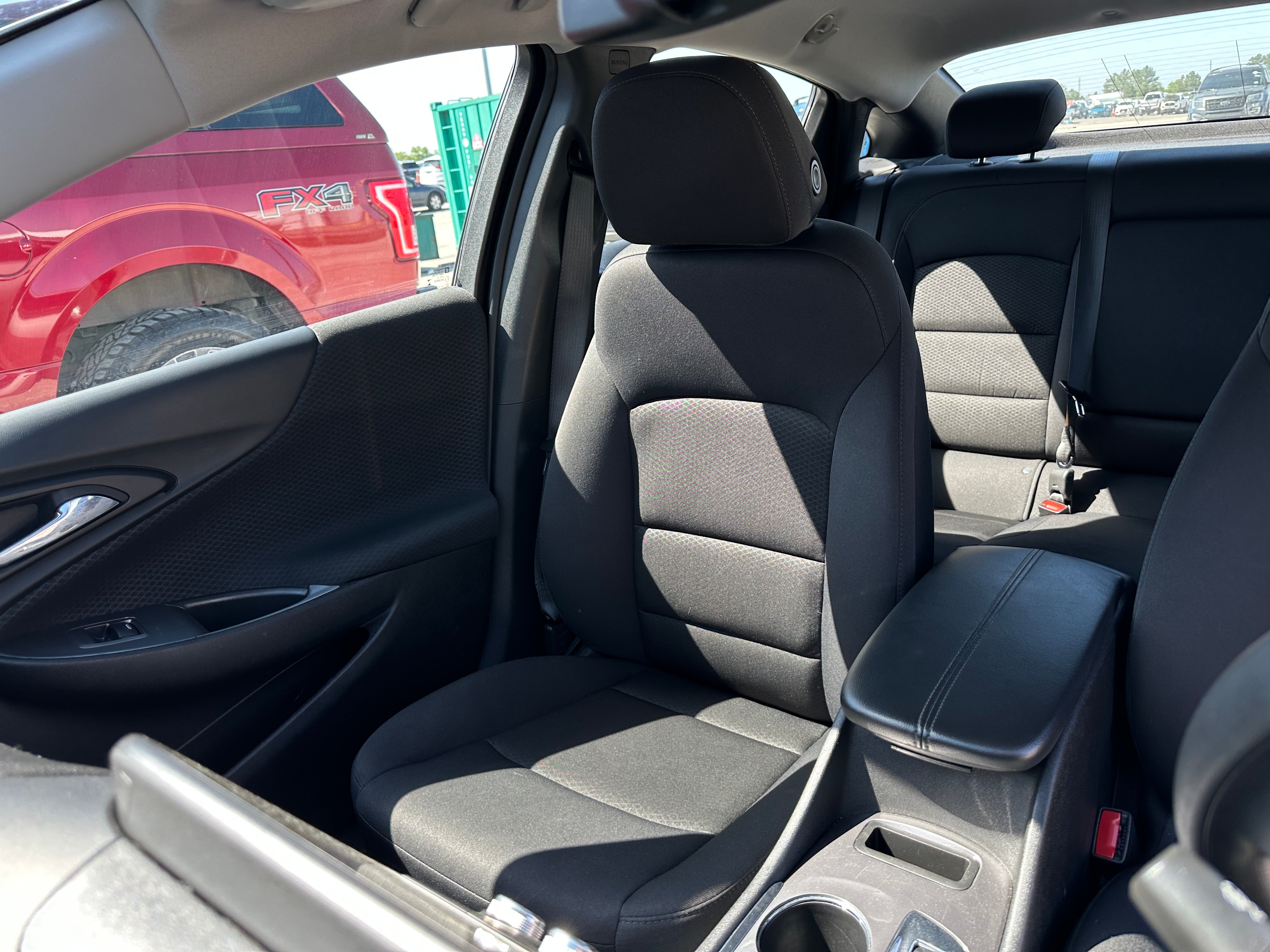 2023 Chevrolet Malibu LT 2