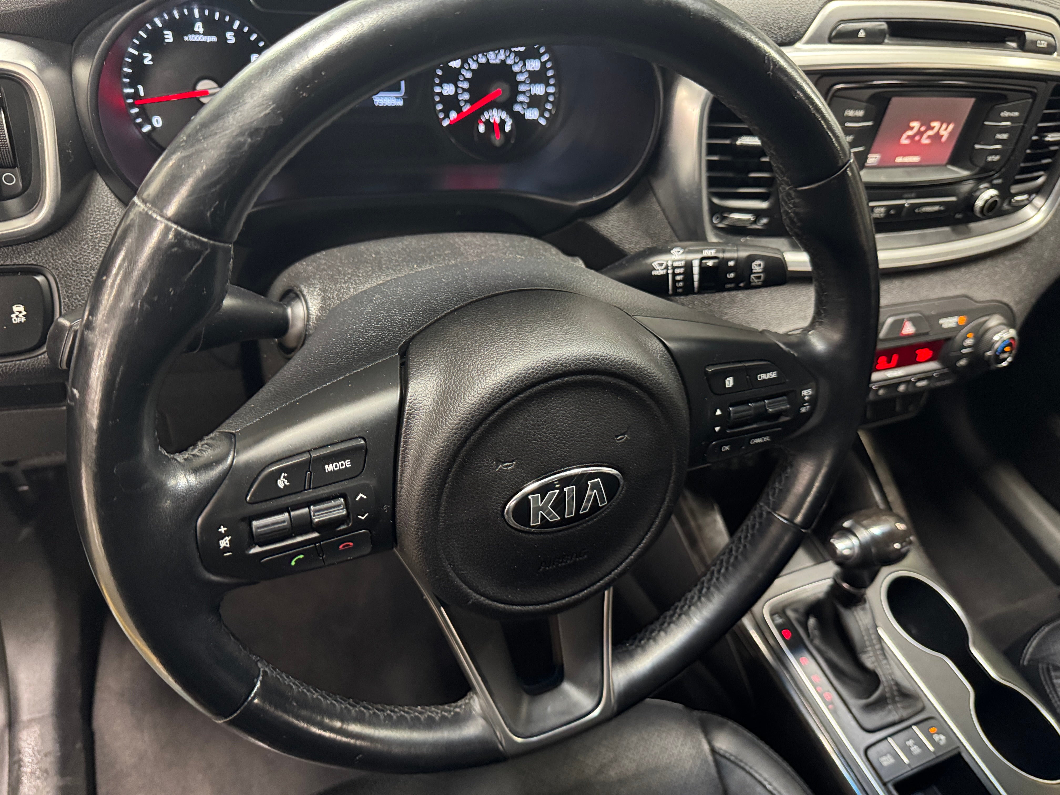 2016 Kia Sorento EX 4