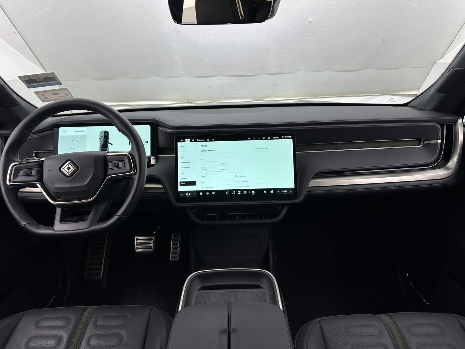 Thumbnail: 2023 Rivian R1T - 3