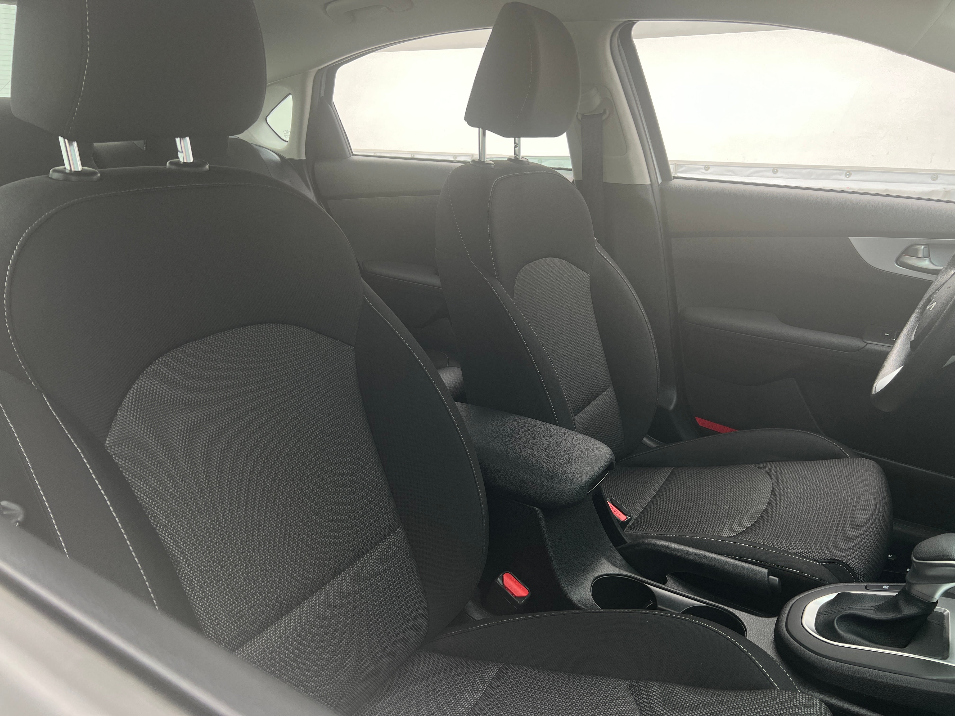 2024 Kia Forte LXS 2
