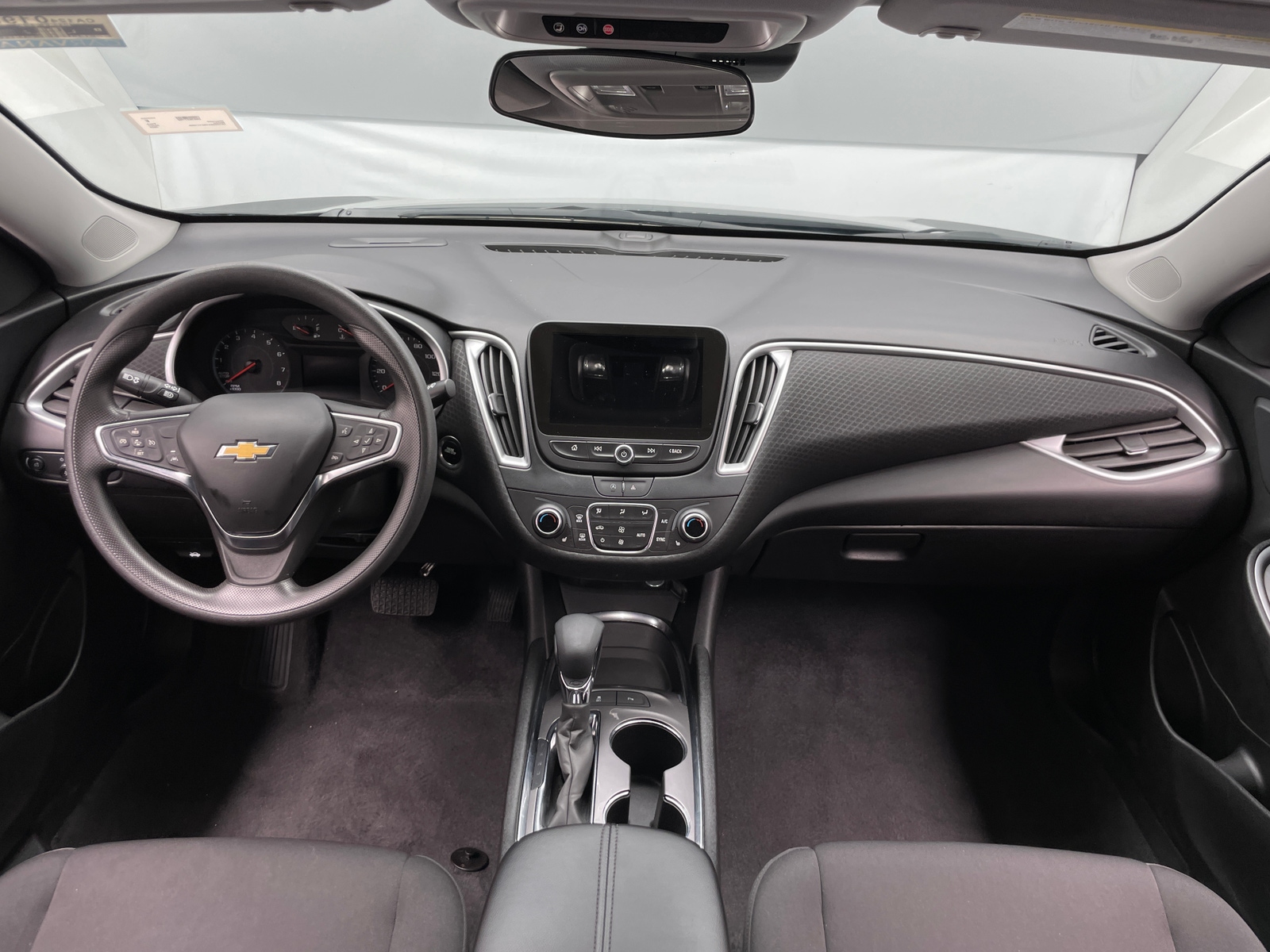 Thumbnail: 2024 Chevrolet Malibu - 3