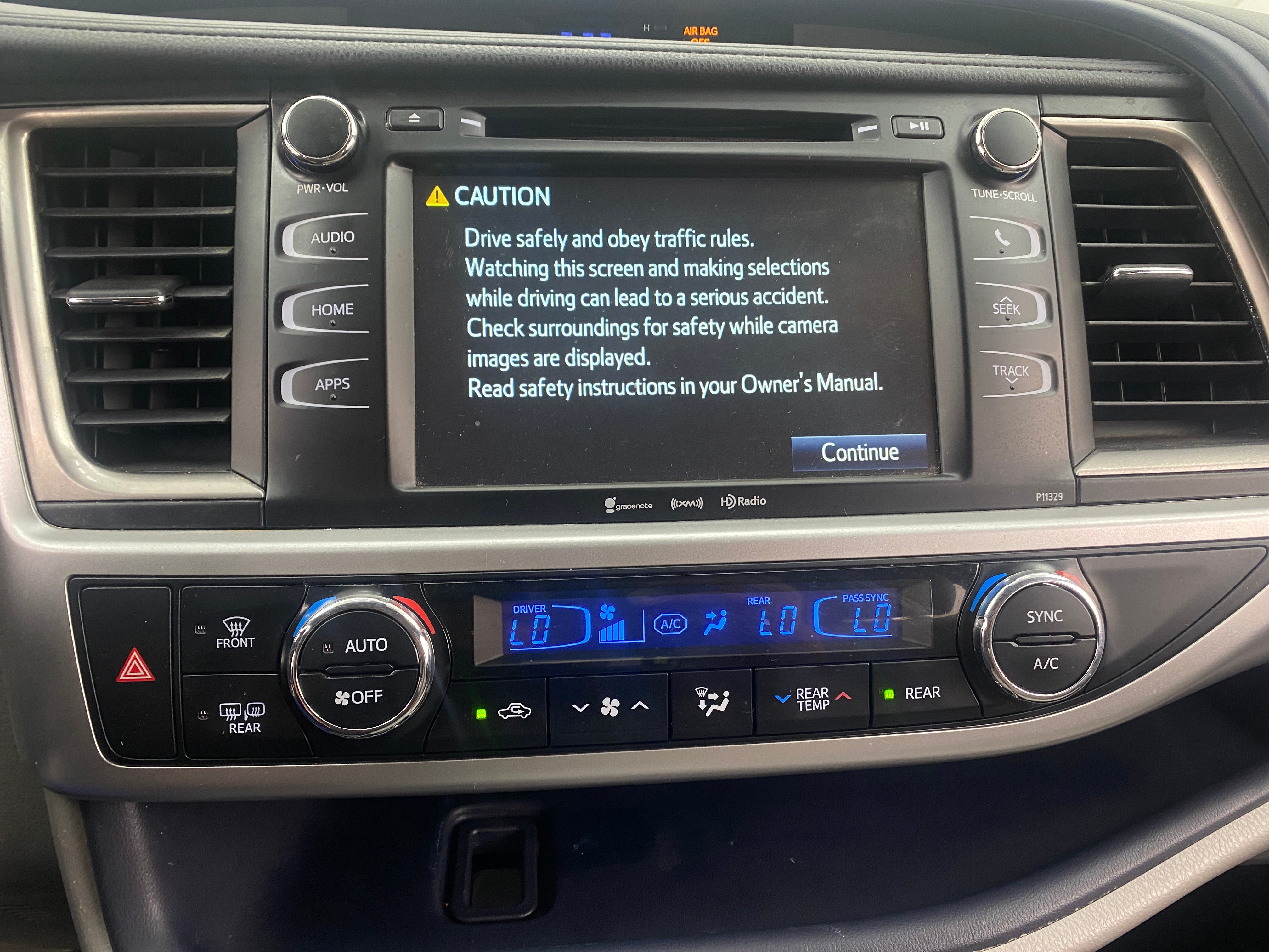 2017 Toyota Highlander Plus 4