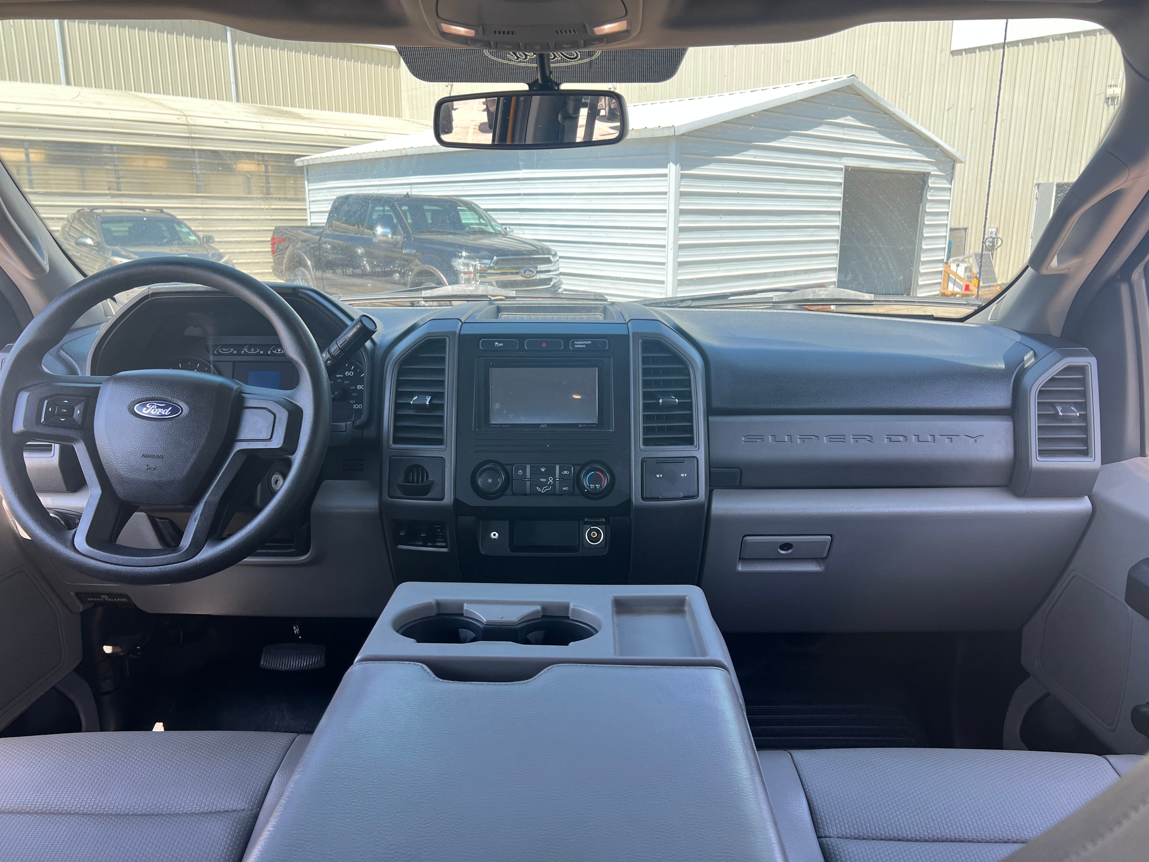 2017 Ford Econoline E-350 3