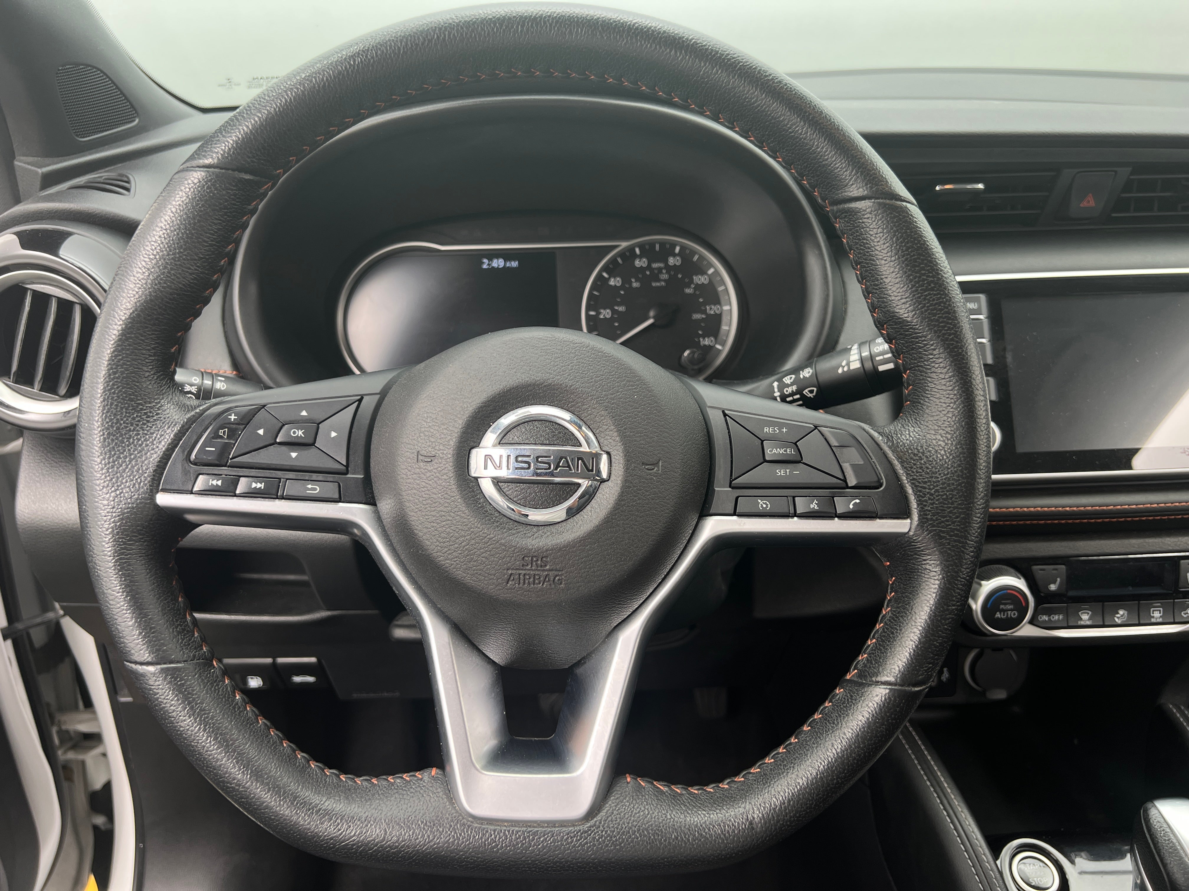 2020 Nissan Kicks SR 5