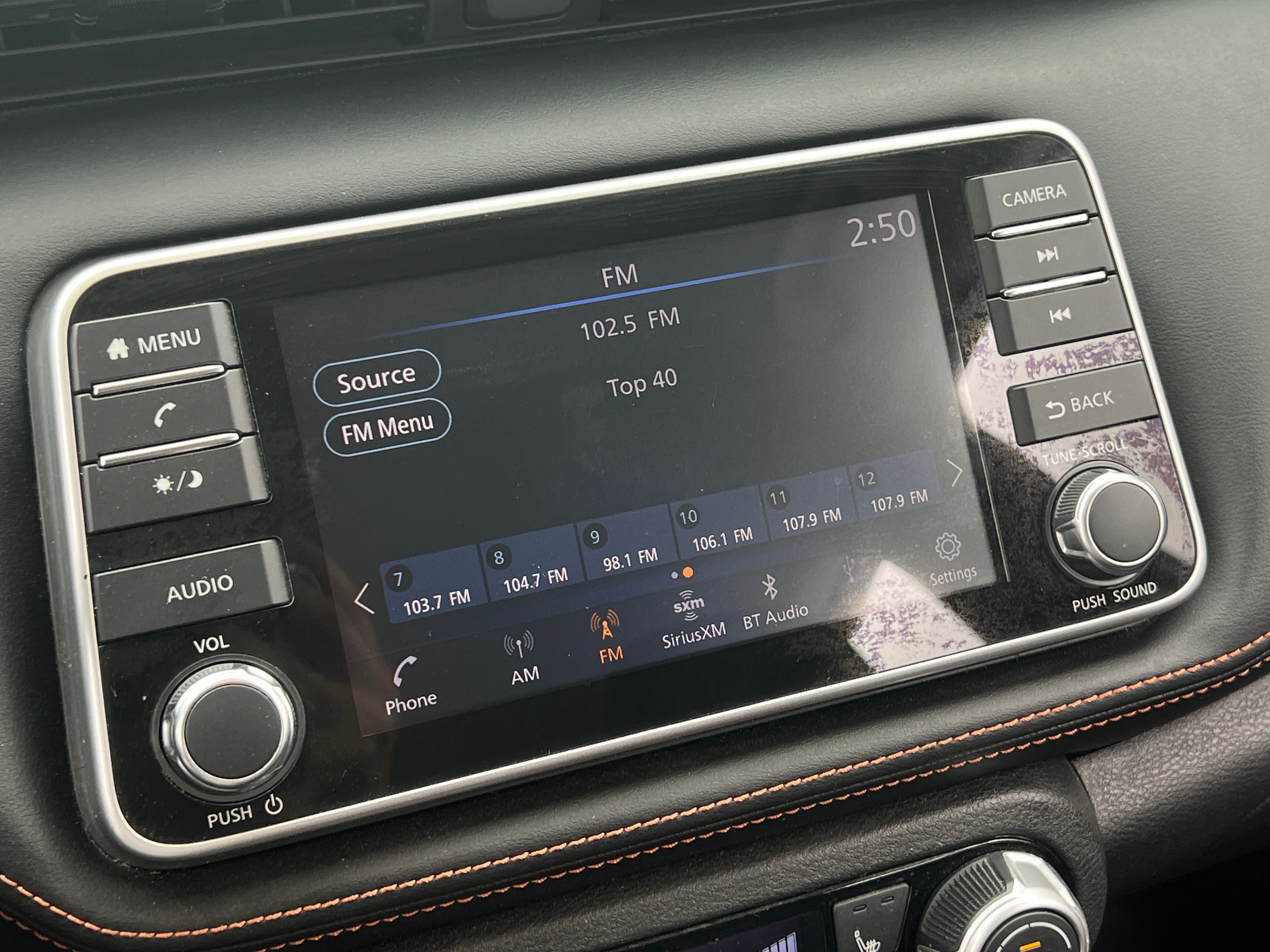 2020 Nissan Kicks SR 4