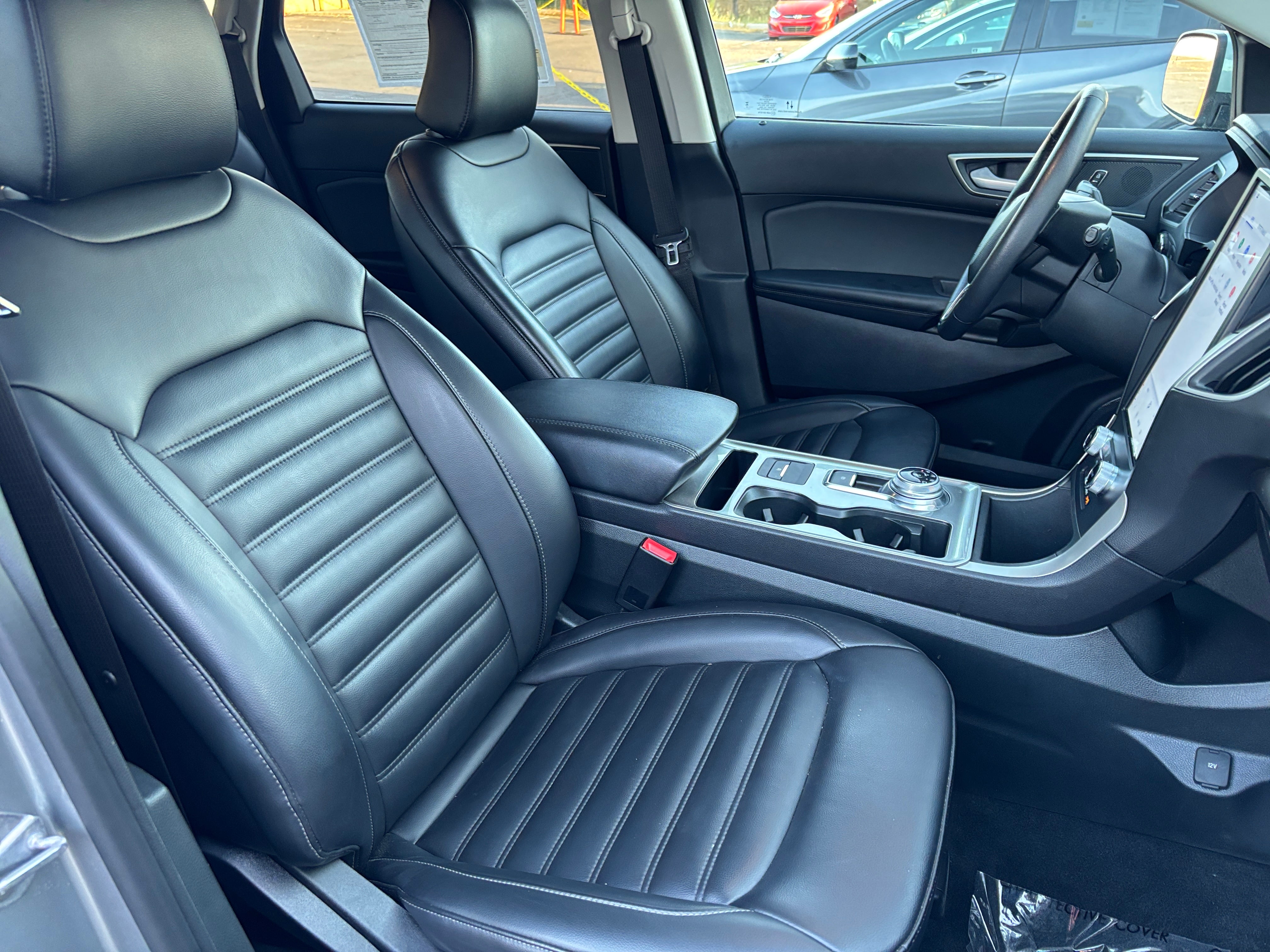 2024 Ford Edge SEL 2