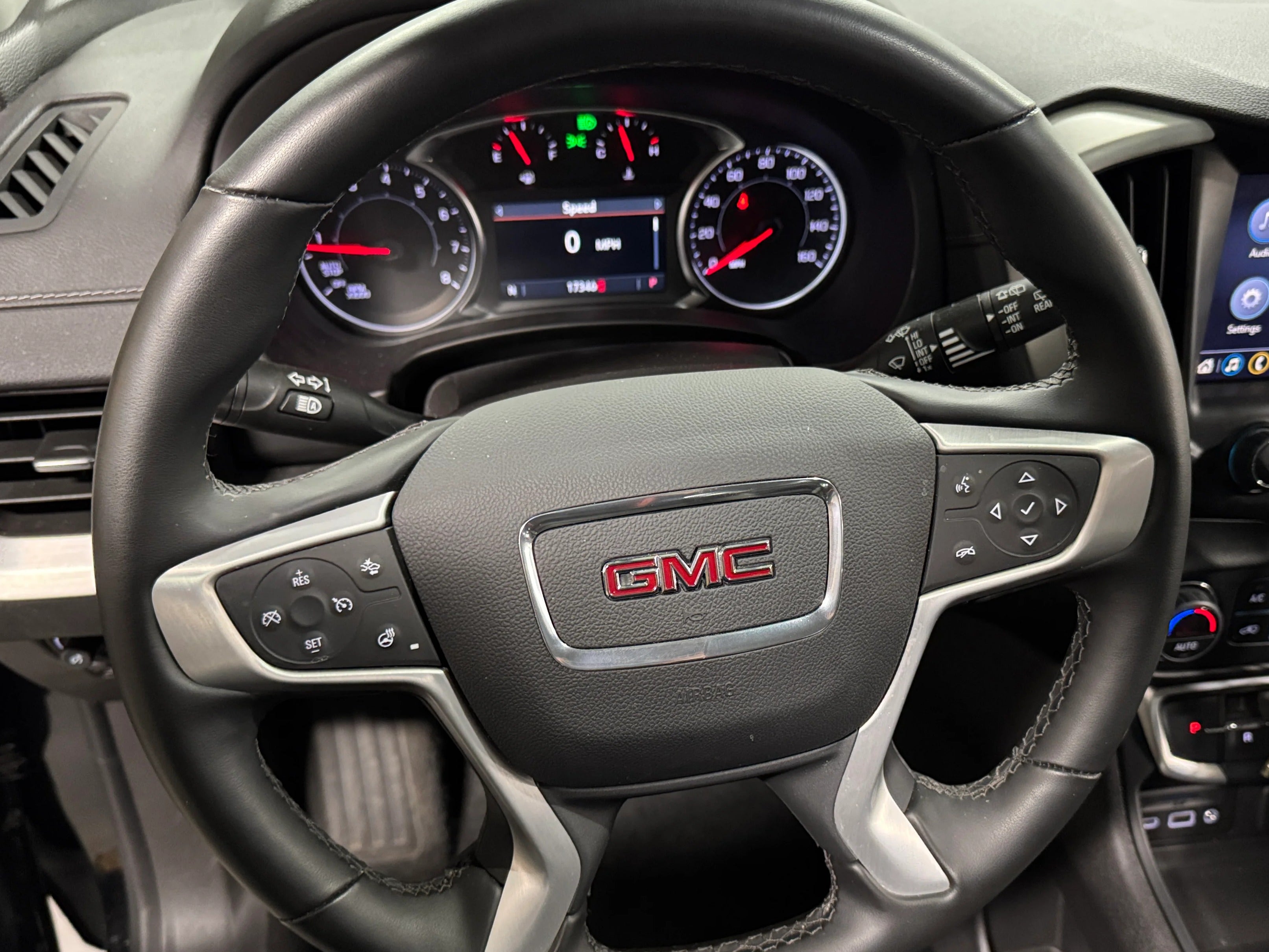 2024 GMC Terrain SLT 5