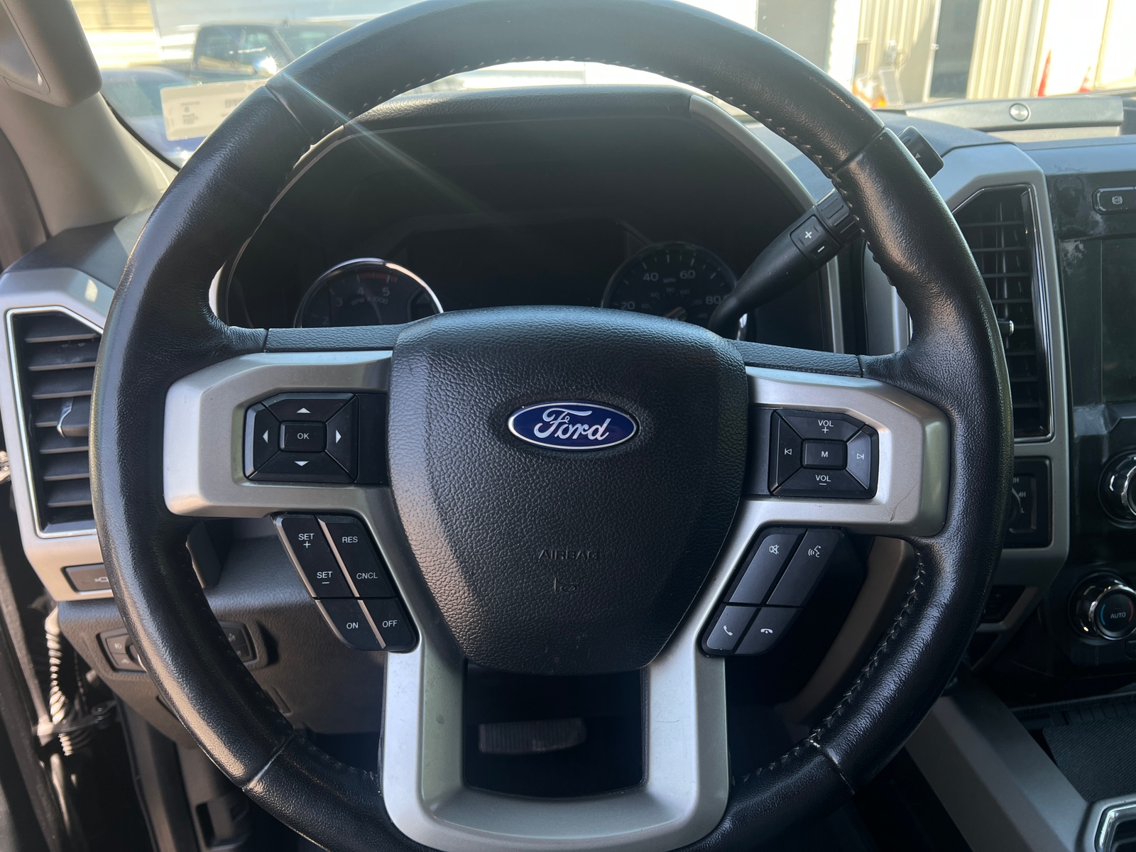Thumbnail: 2021 Ford Econoline - 4
