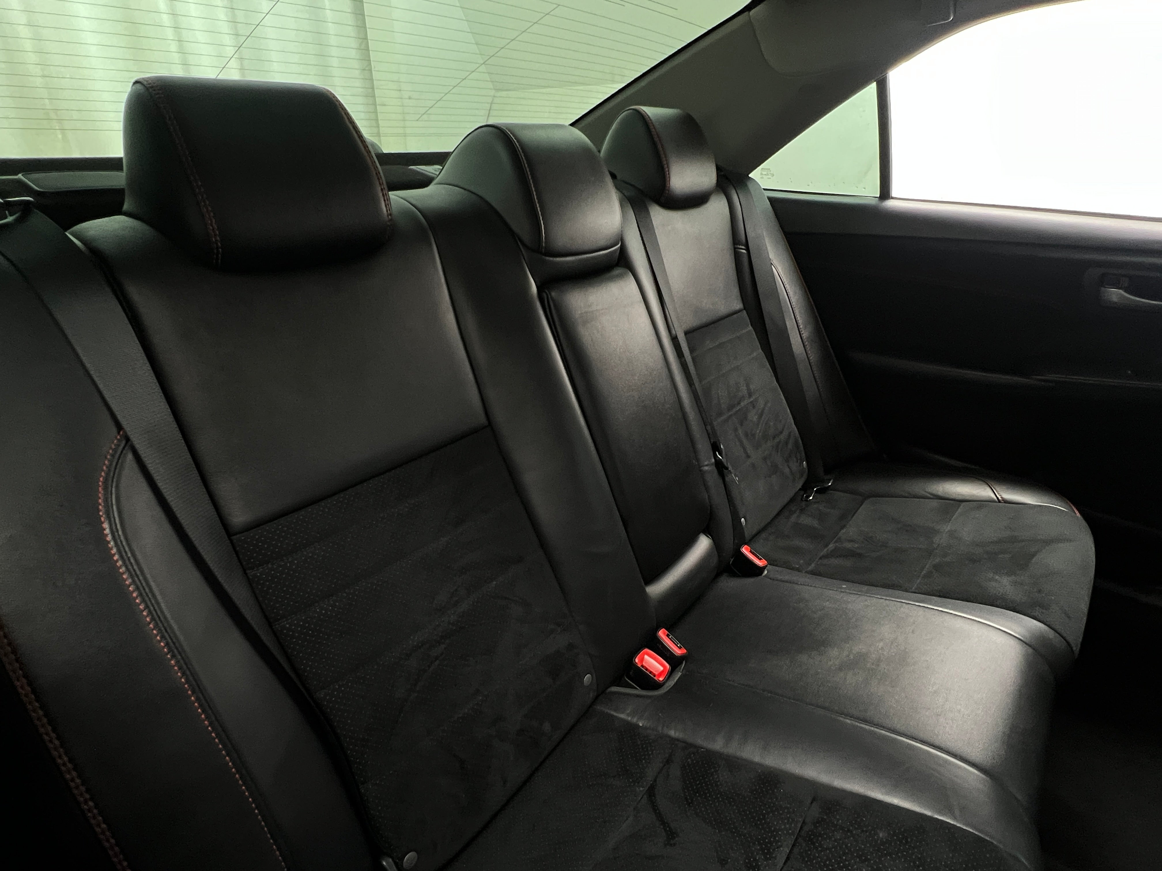 2017 Toyota Camry XSE 6