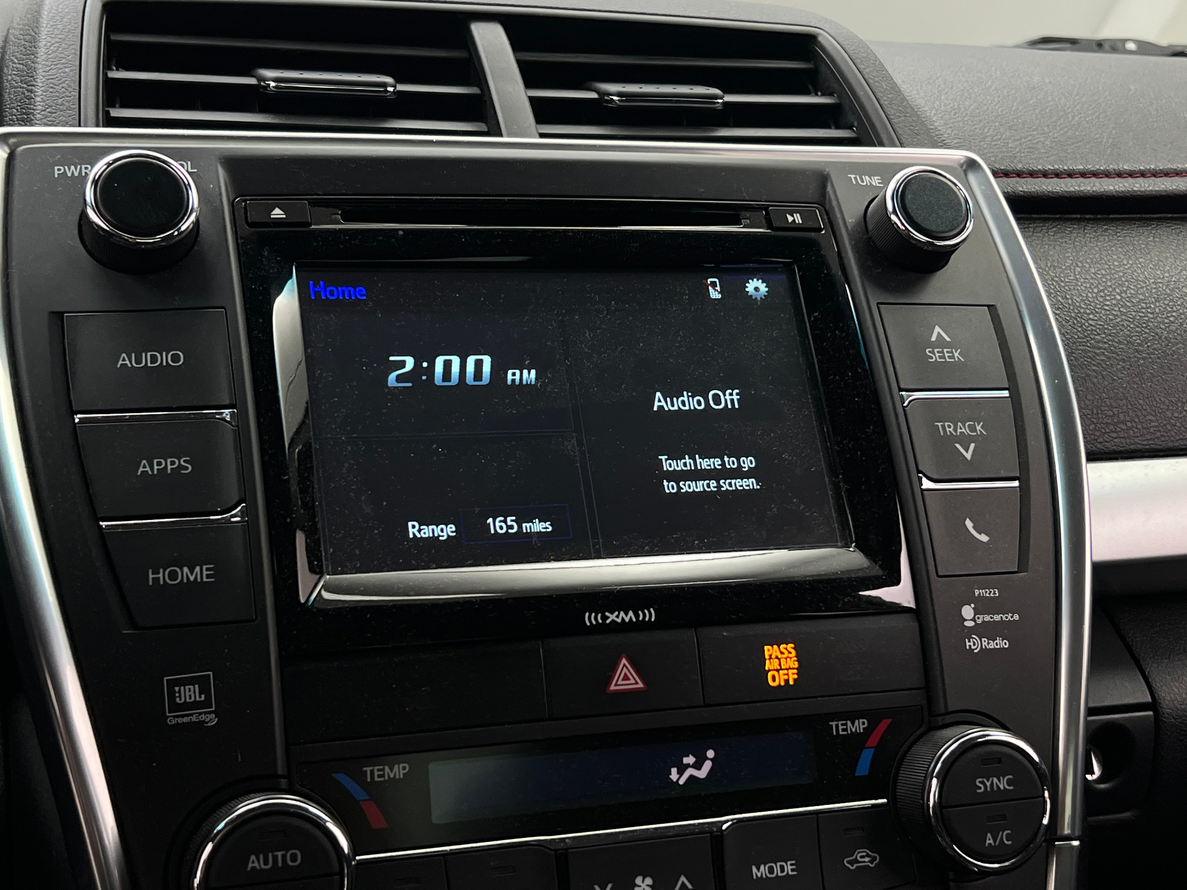 2017 Toyota Camry XSE 4