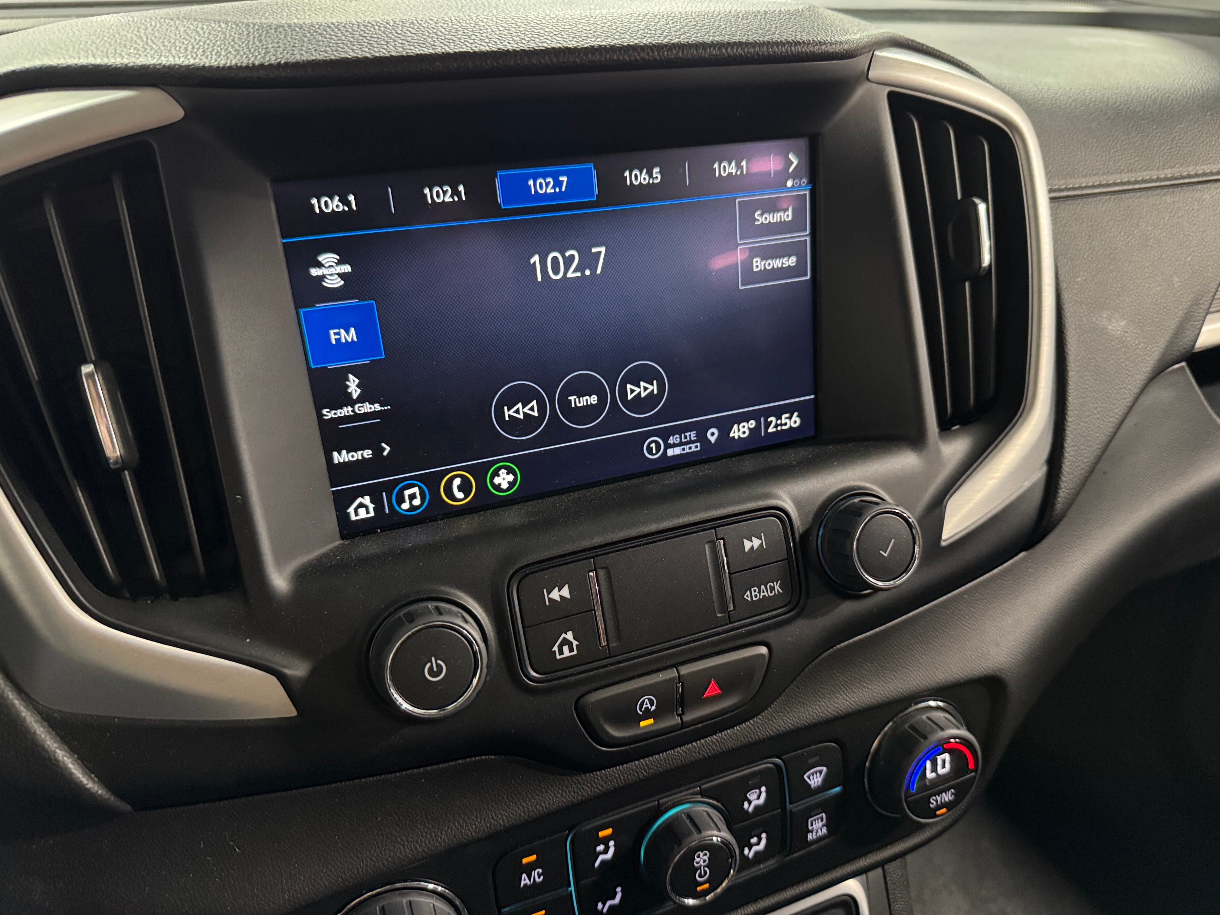 2024 GMC Terrain SLT 3