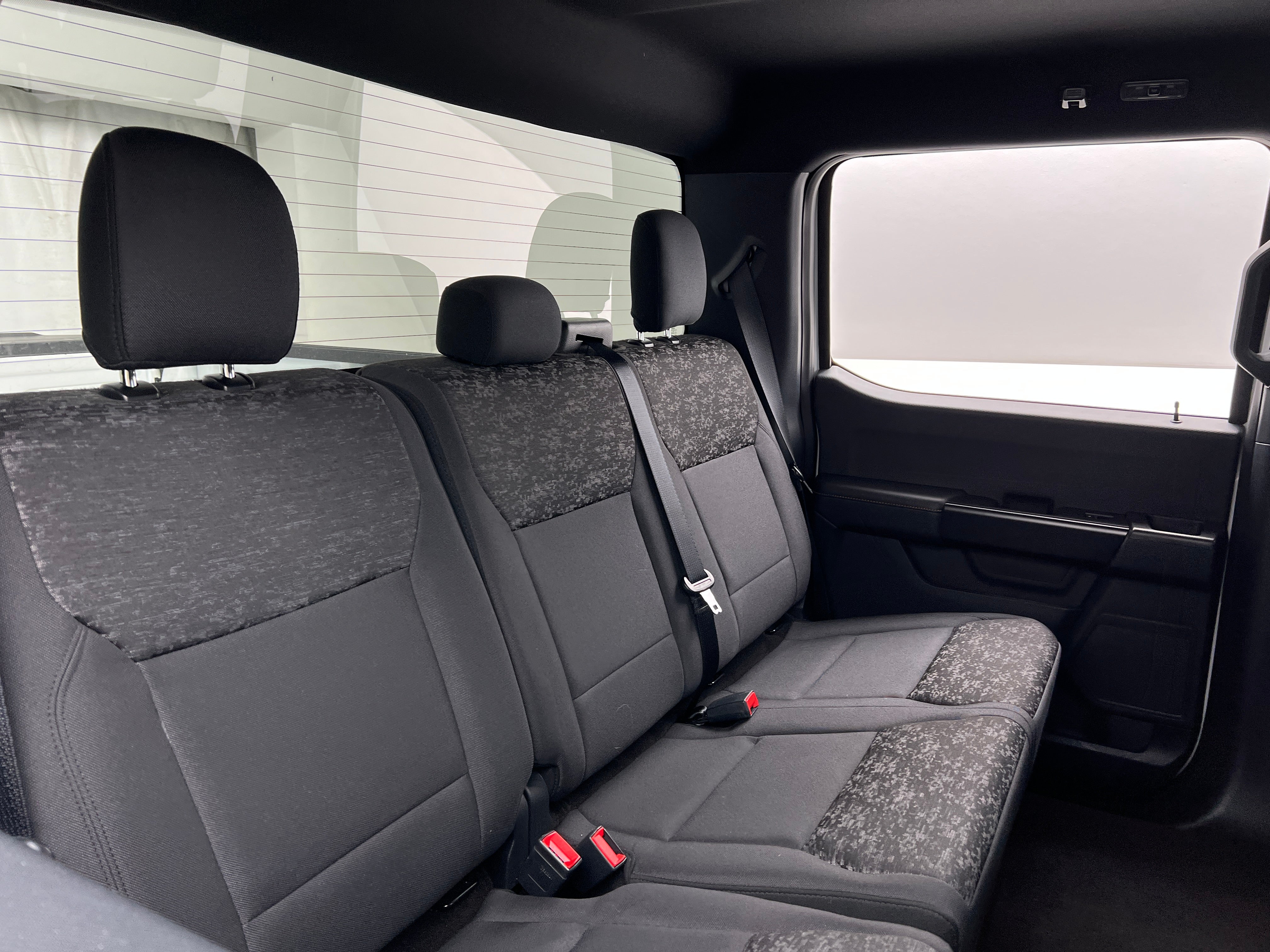 2022 Ford Econoline E-150 6