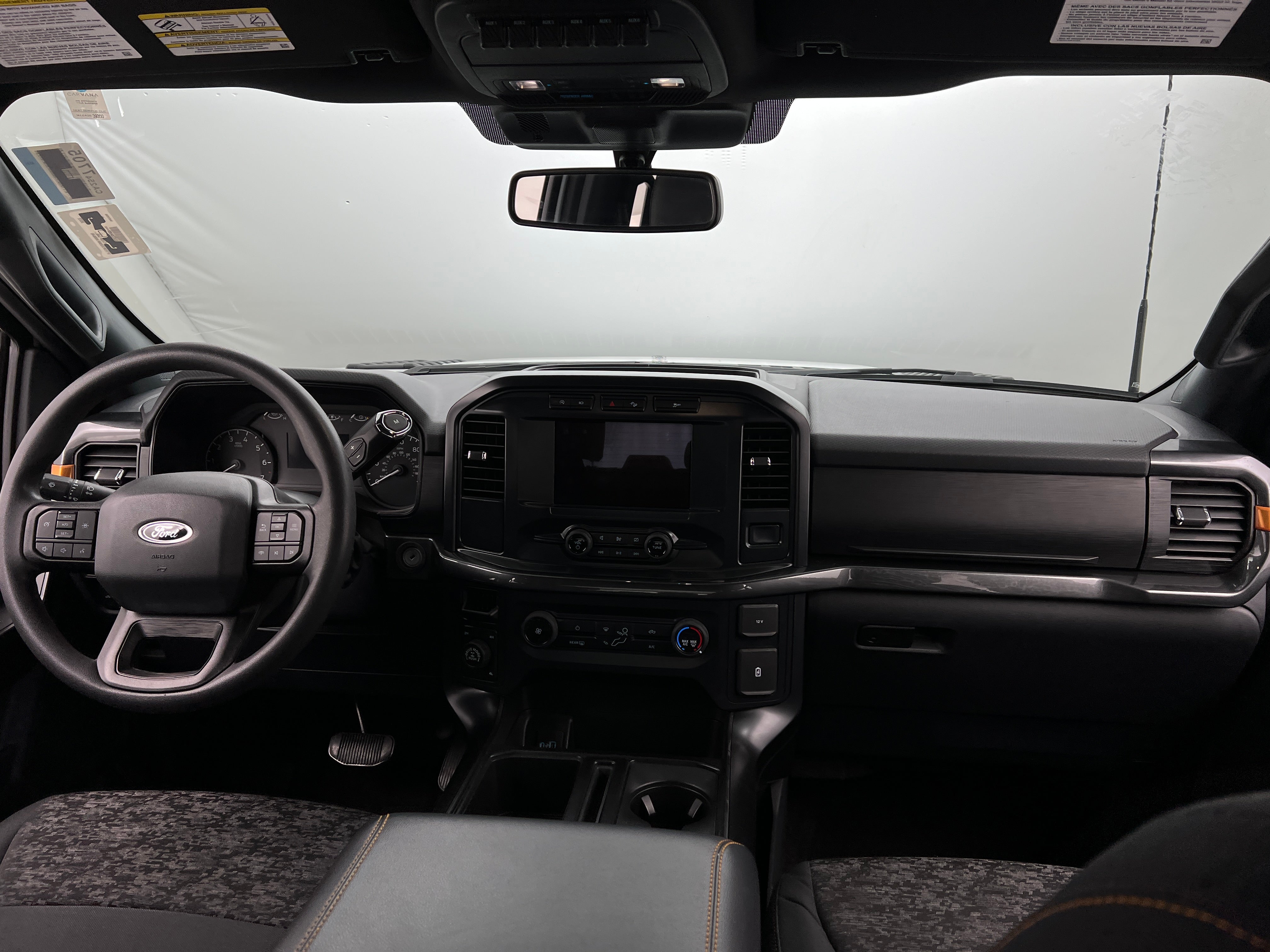 2022 Ford Econoline E-150 3