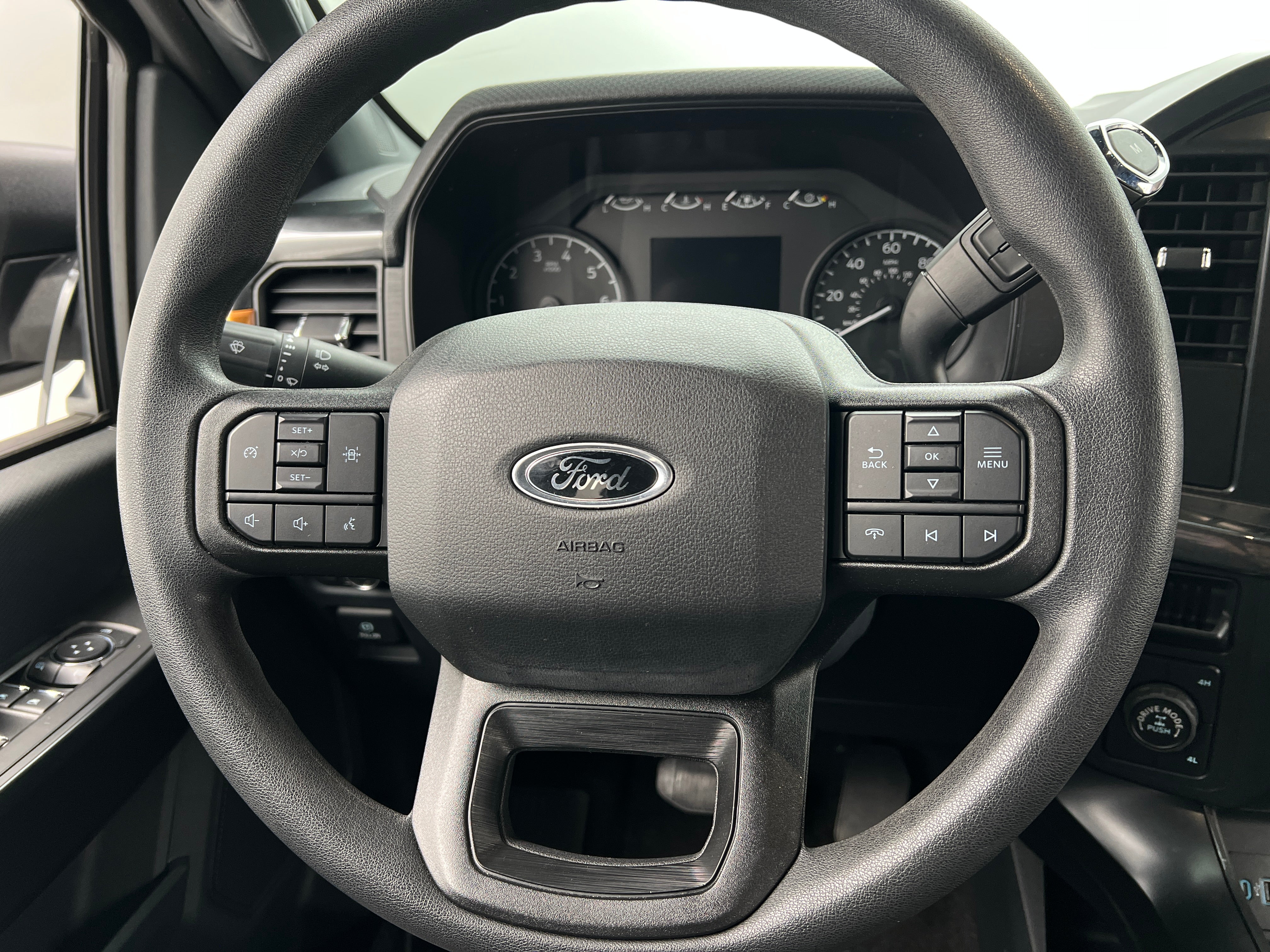 2022 Ford Econoline E-150 5