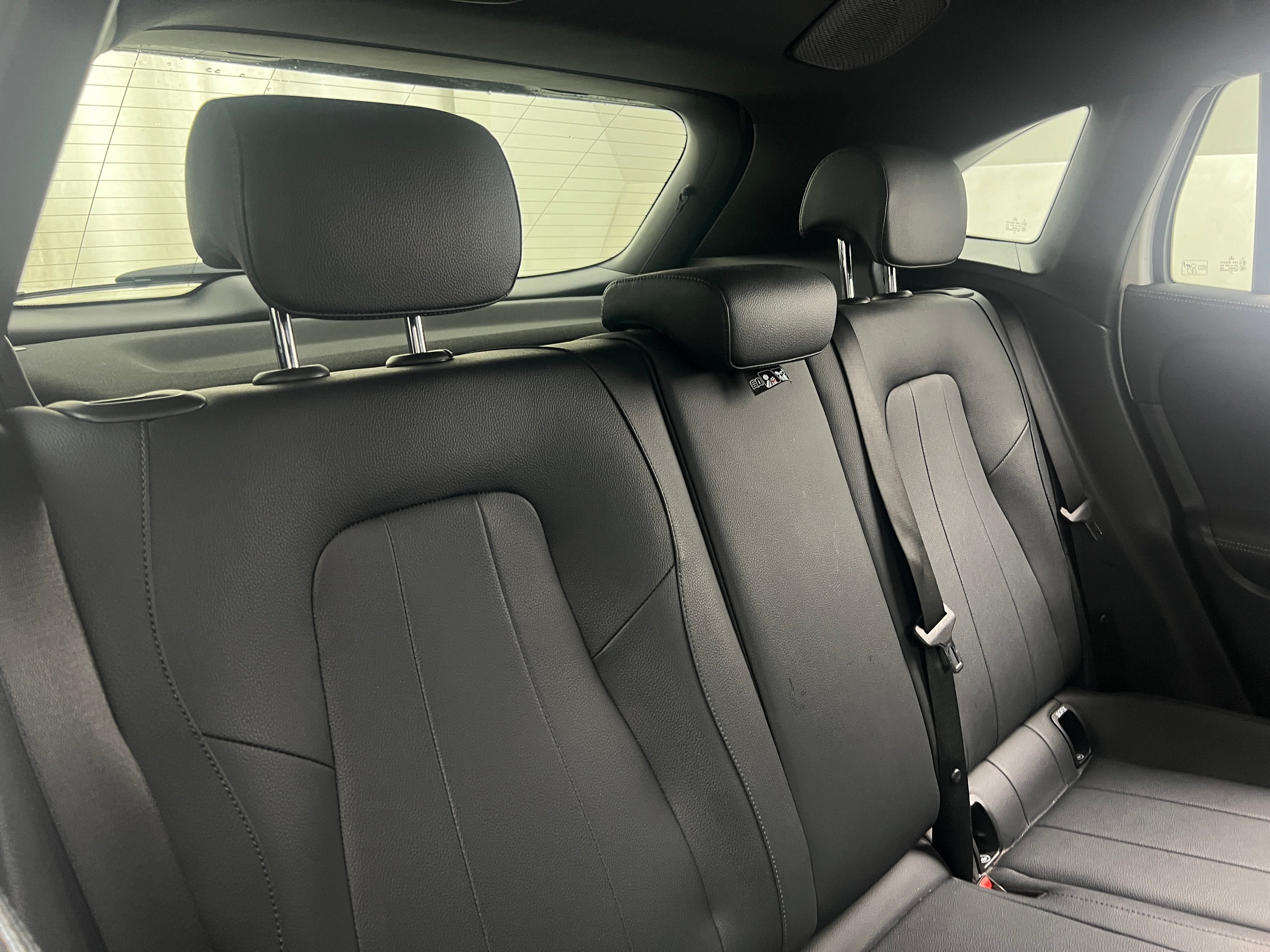 2022 Mercedes-Benz GLA 250 4MATIC 5