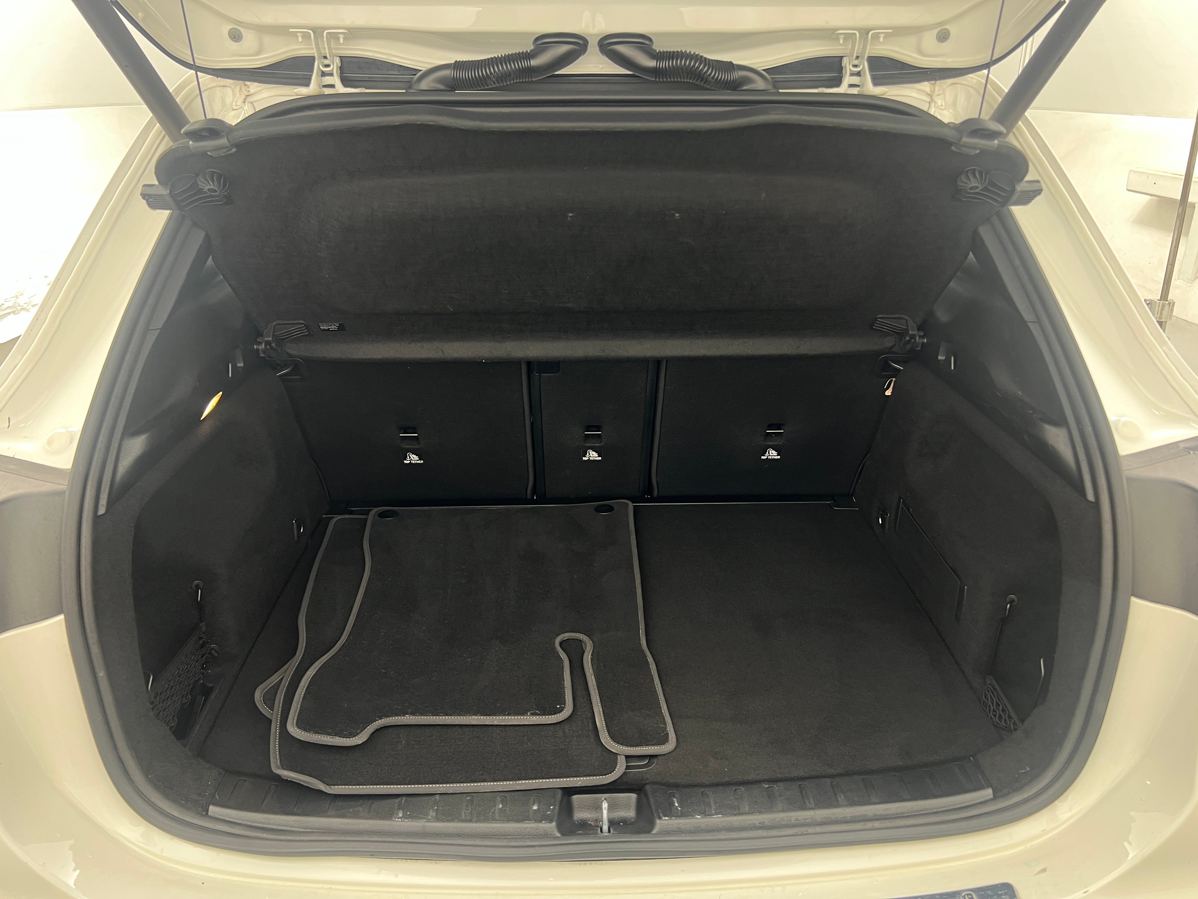 2022 Mercedes-Benz GLA 250 4MATIC 6
