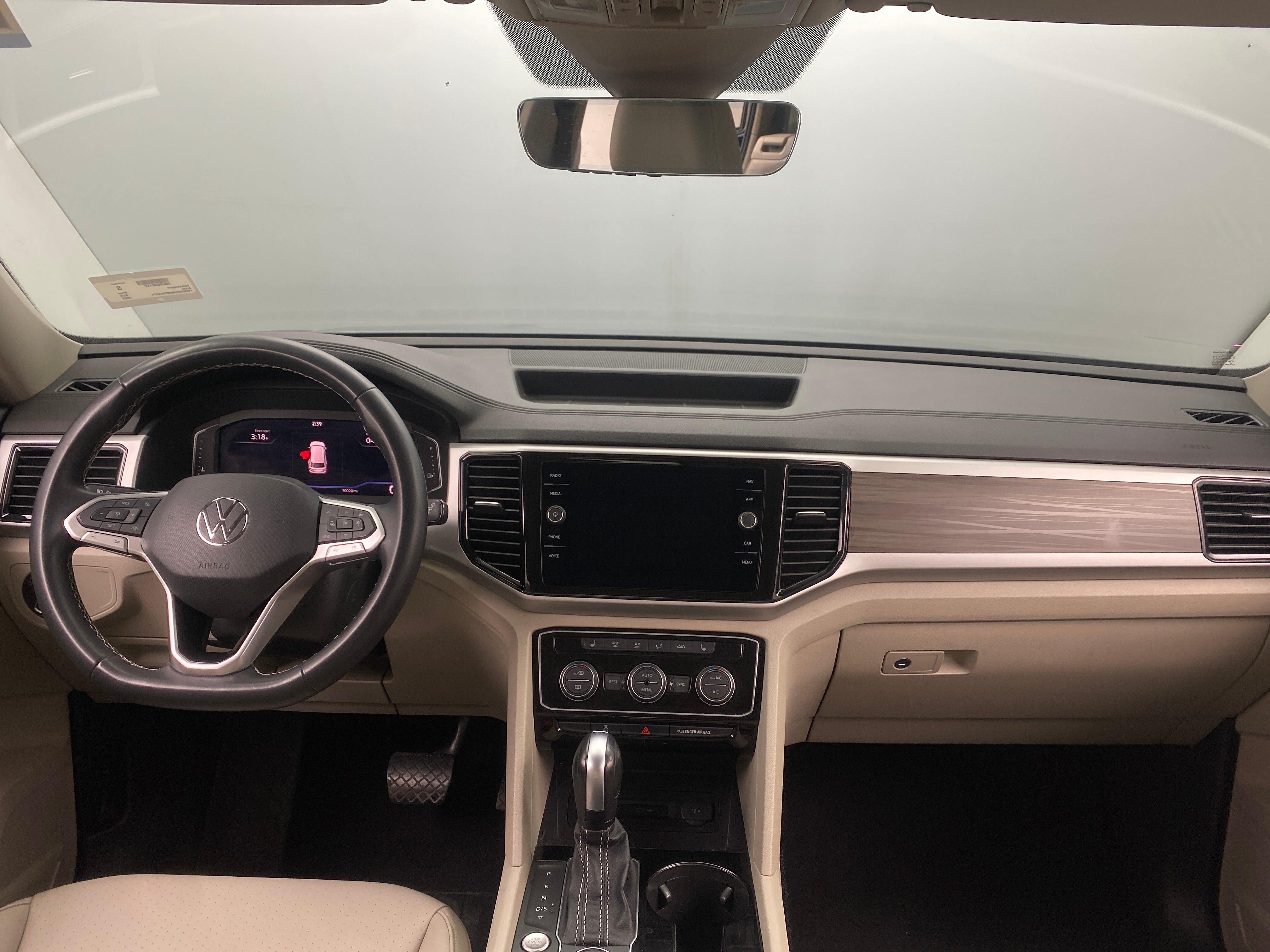 2022 Volkswagen Atlas SEL 3