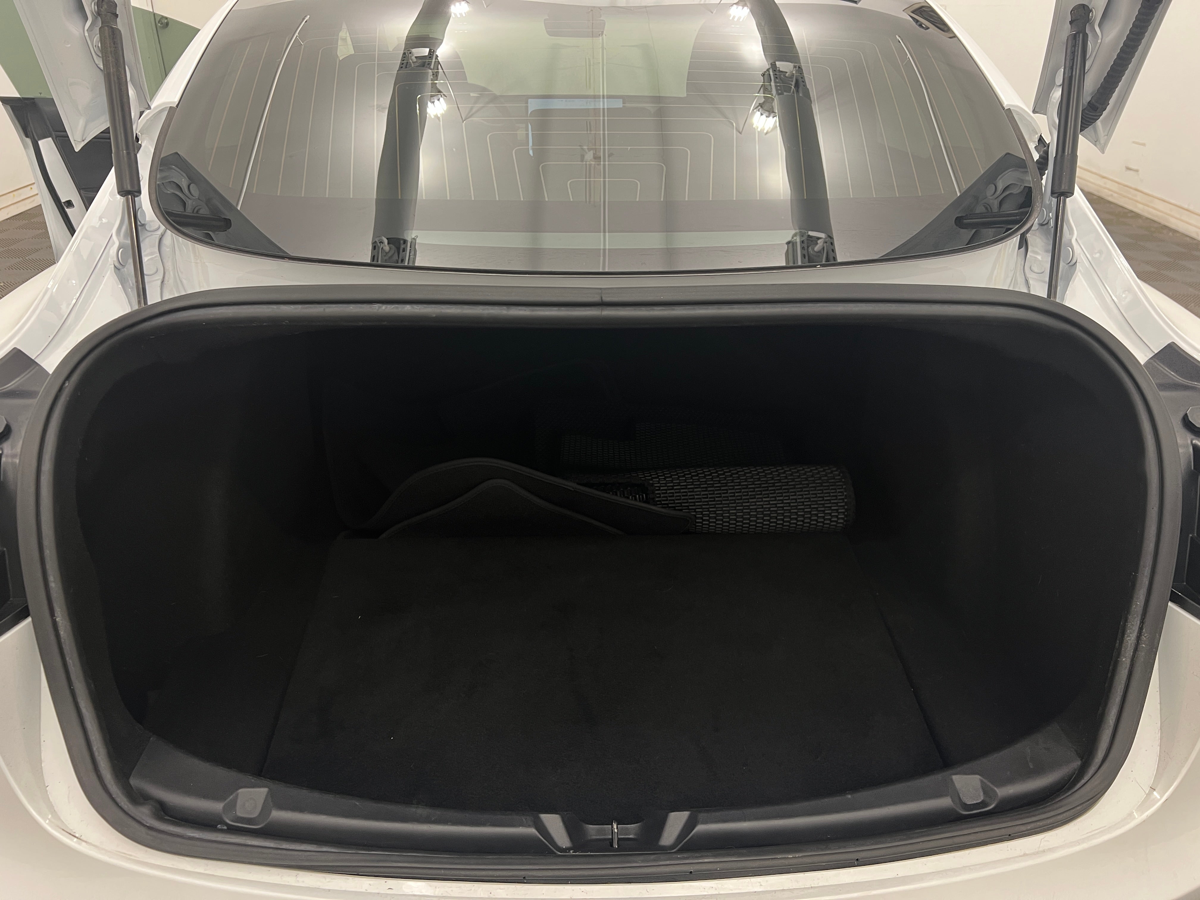 2019 Tesla Model 3 Long Range 4