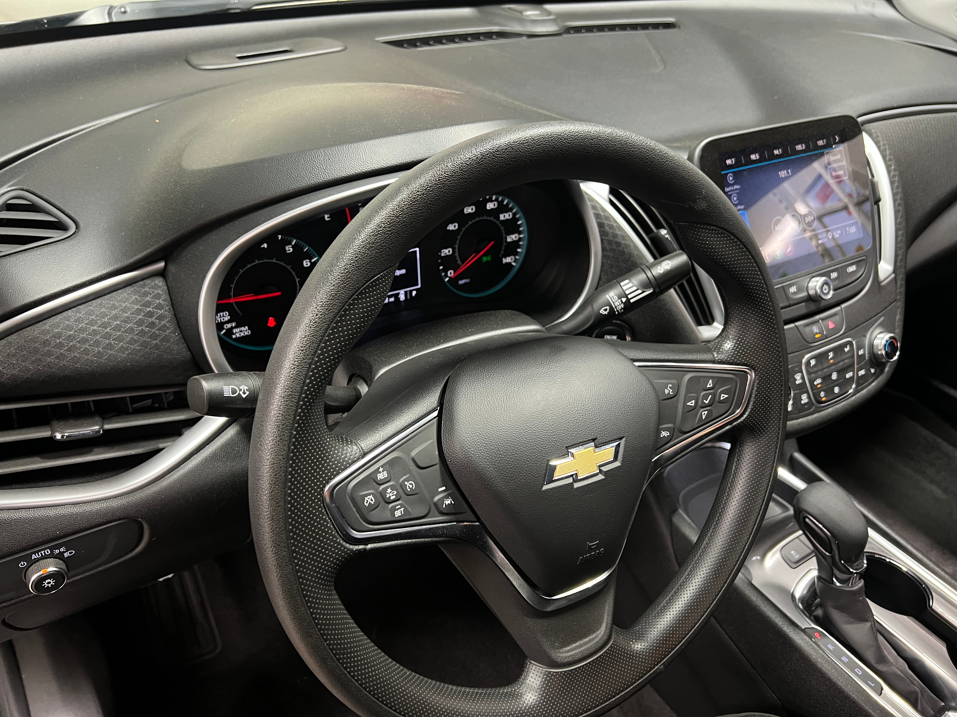 2024 Chevrolet Malibu LT 3