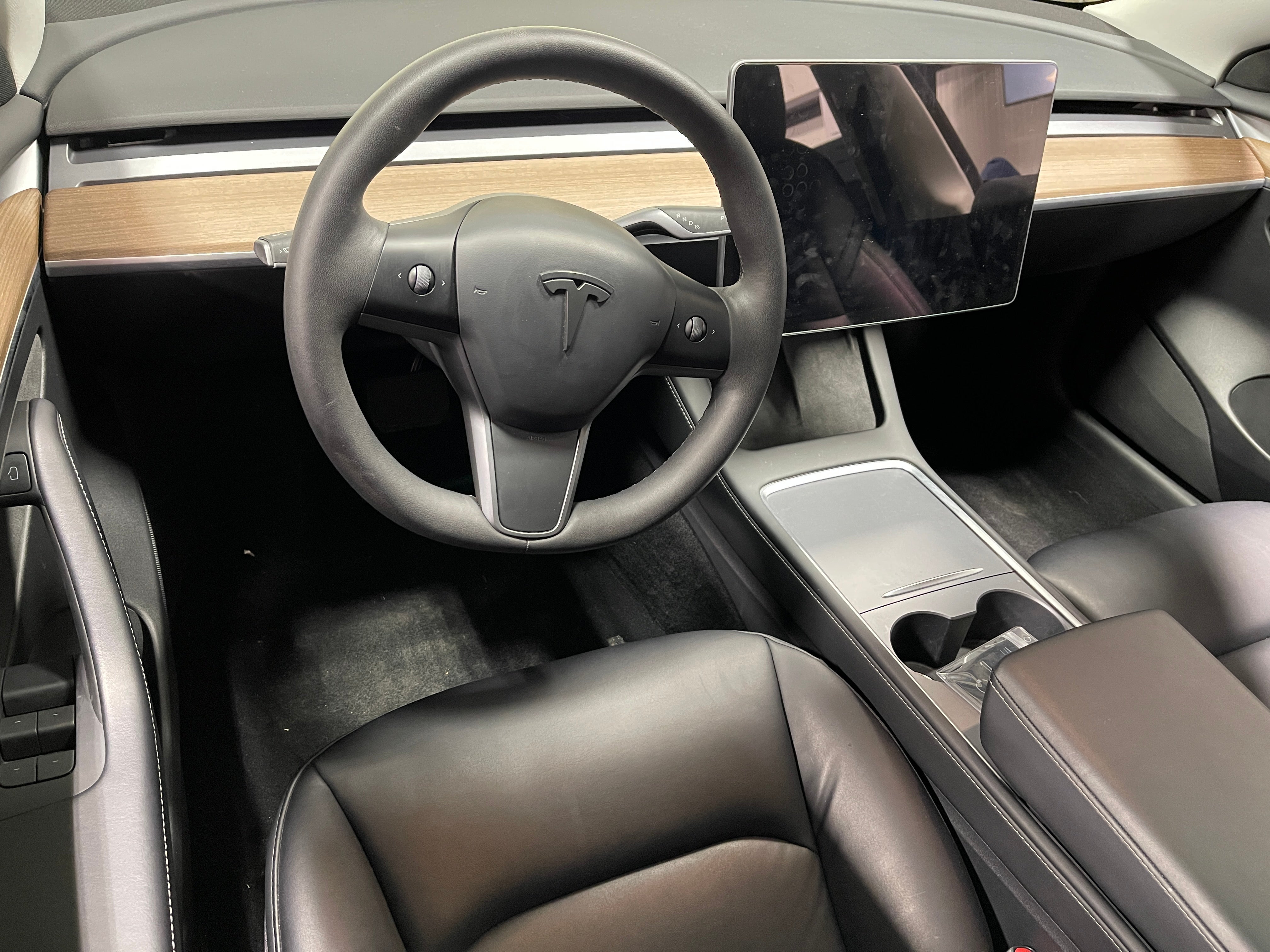 2023 Tesla Model 3 Standard Range 2