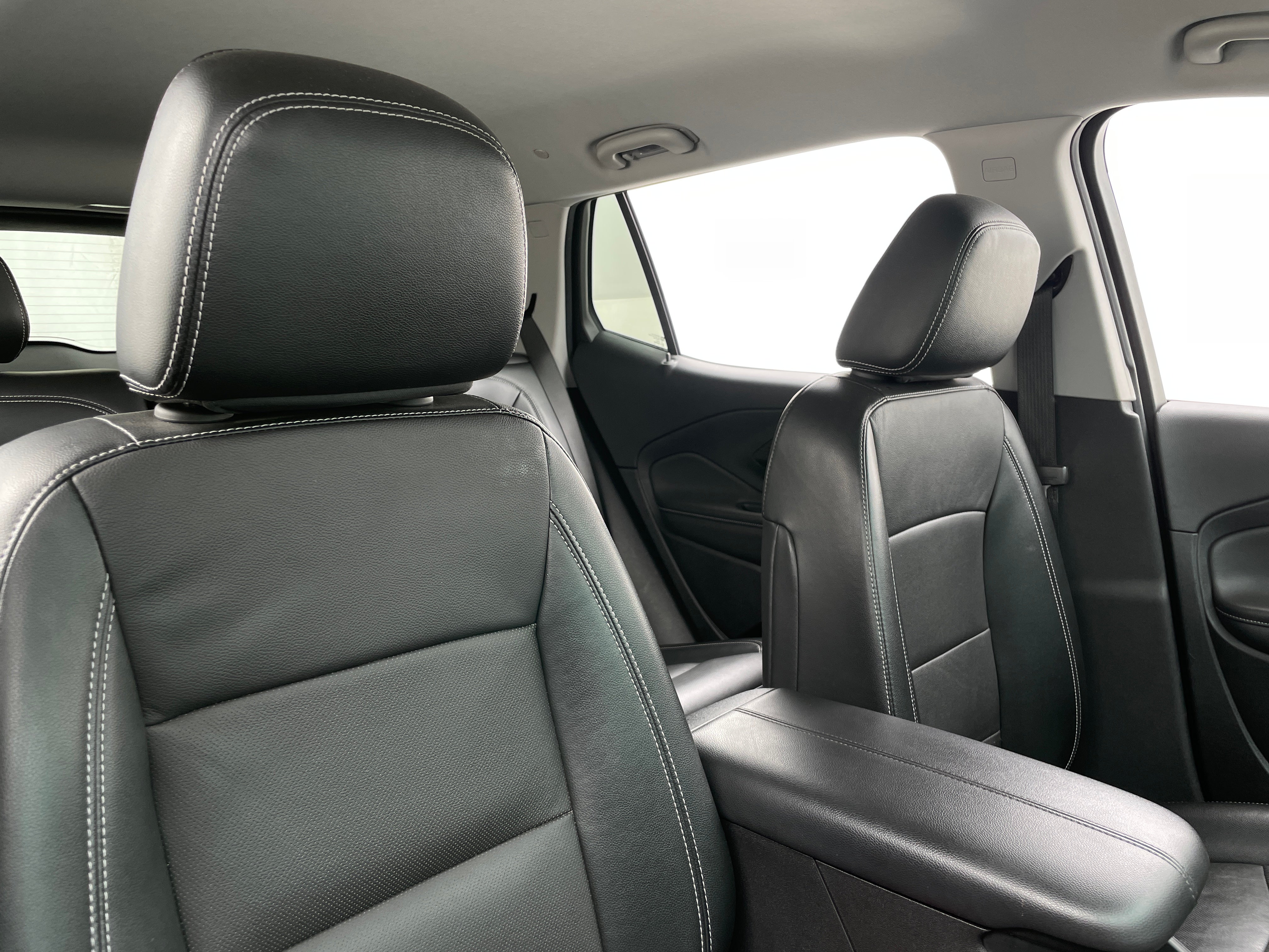 2023 GMC Terrain SLT 2