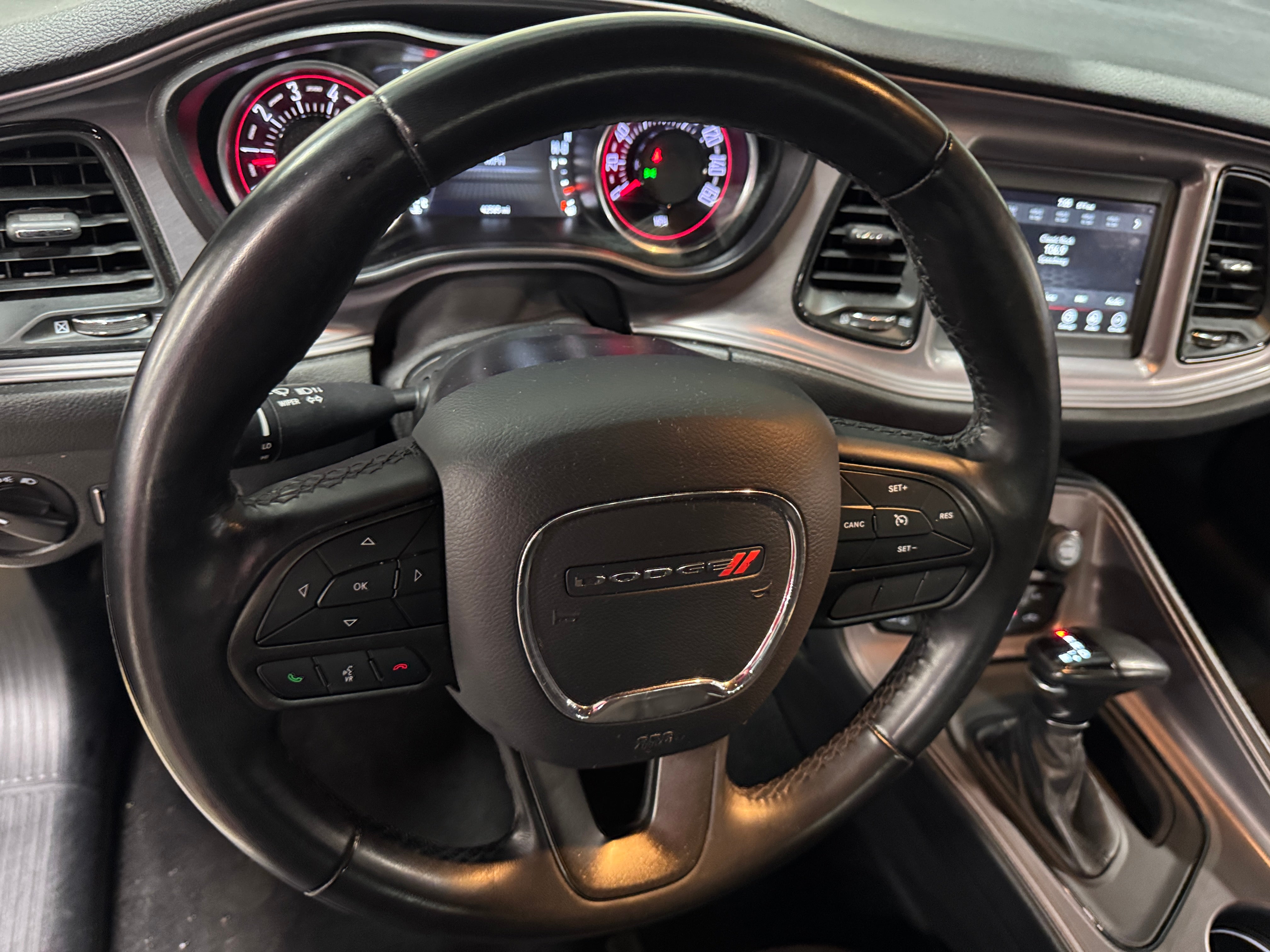 2023 Dodge Challenger SXT 4