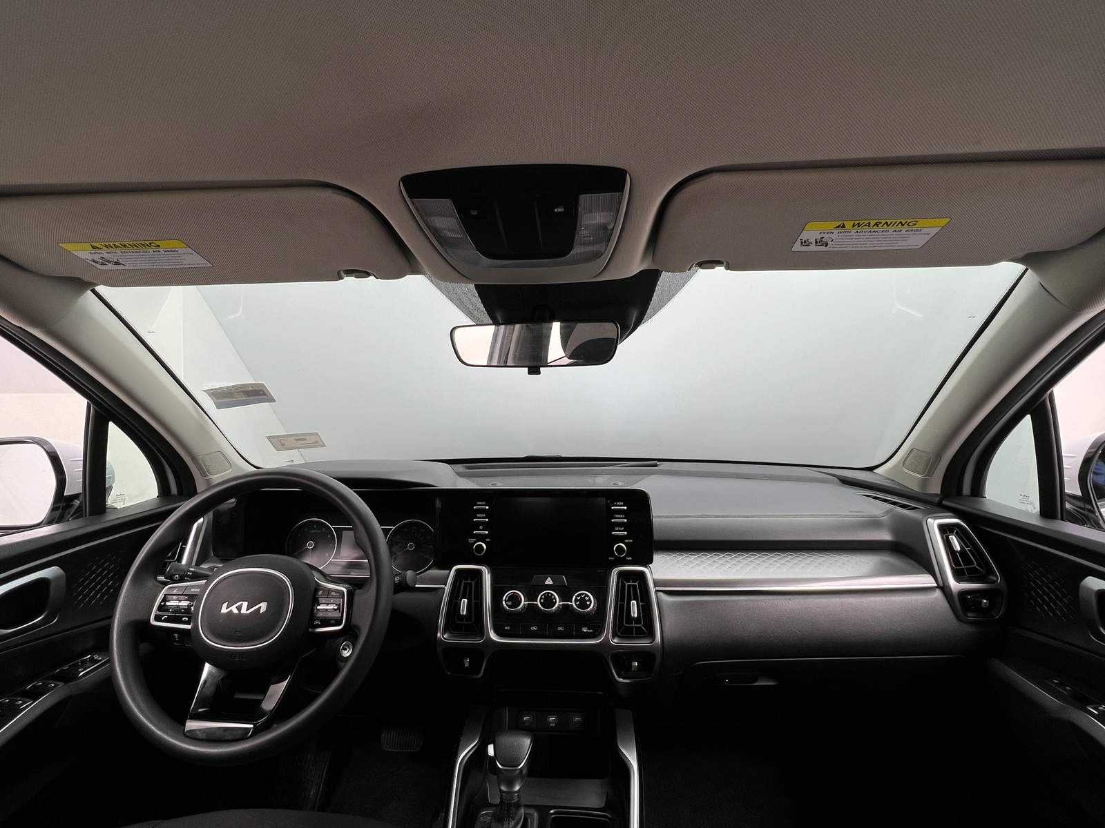 Thumbnail: 2023 Kia Sorento - 3