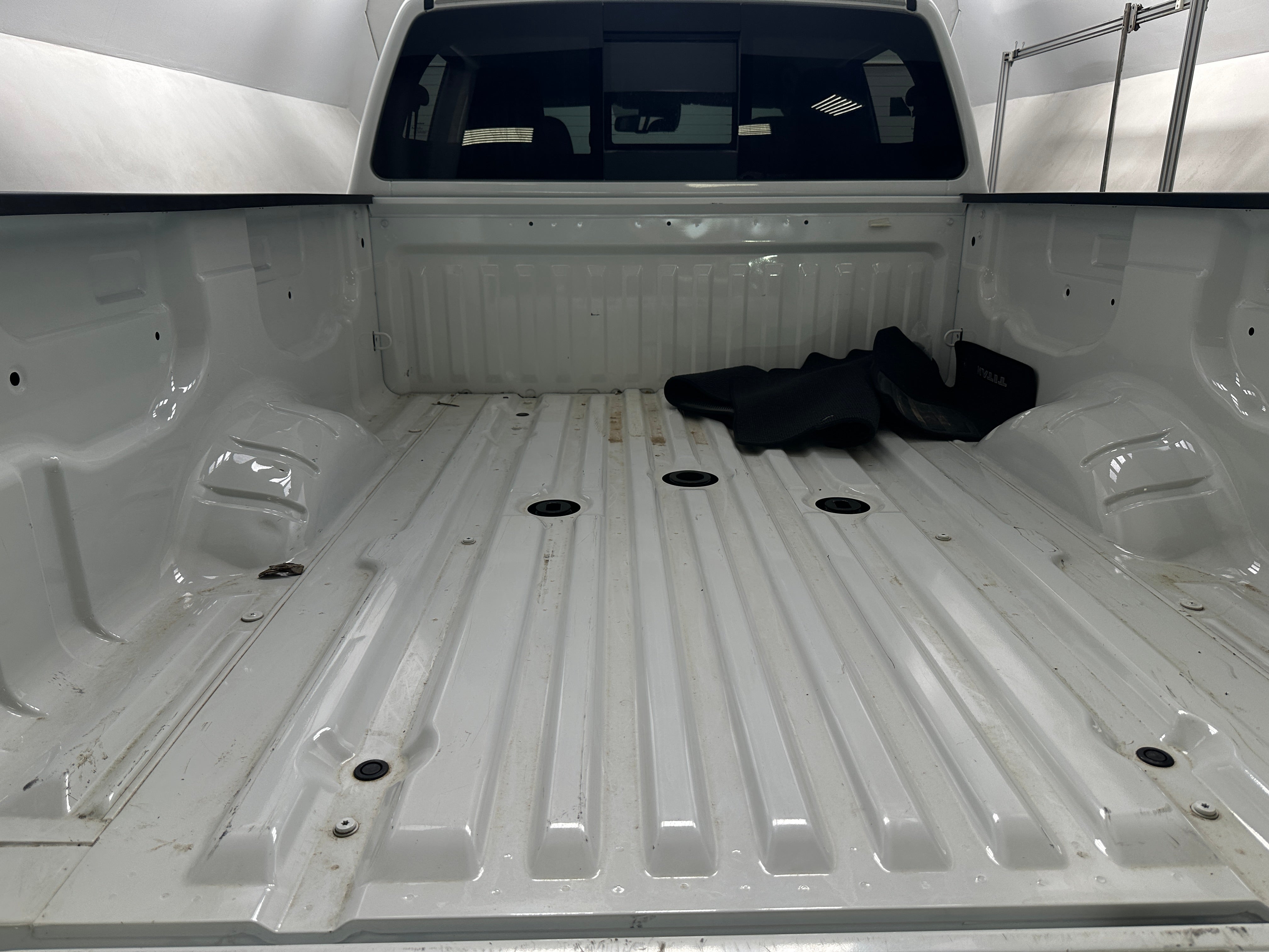 2024 Nissan Titan SV 7
