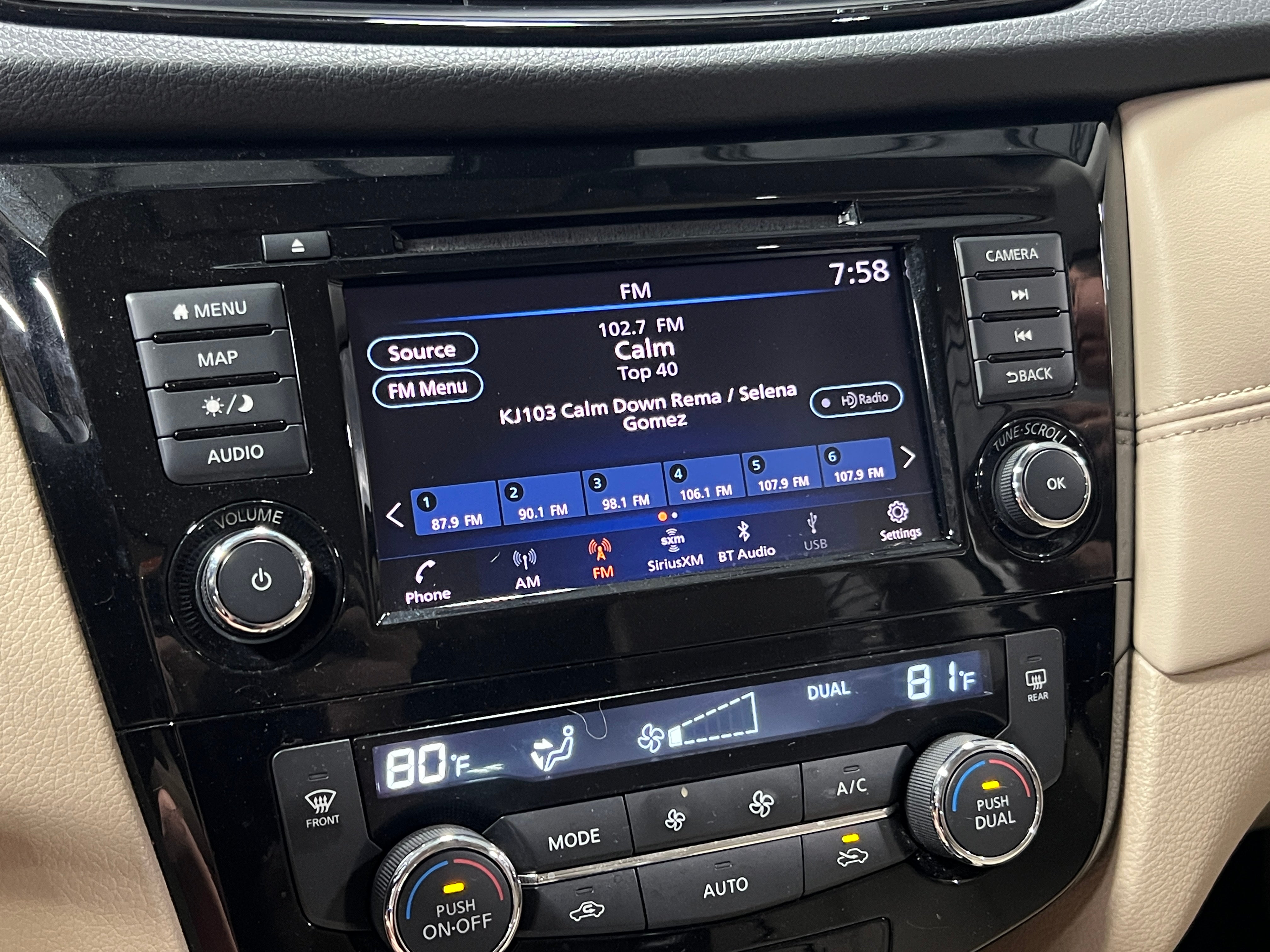 2018 Nissan Rogue SL 3