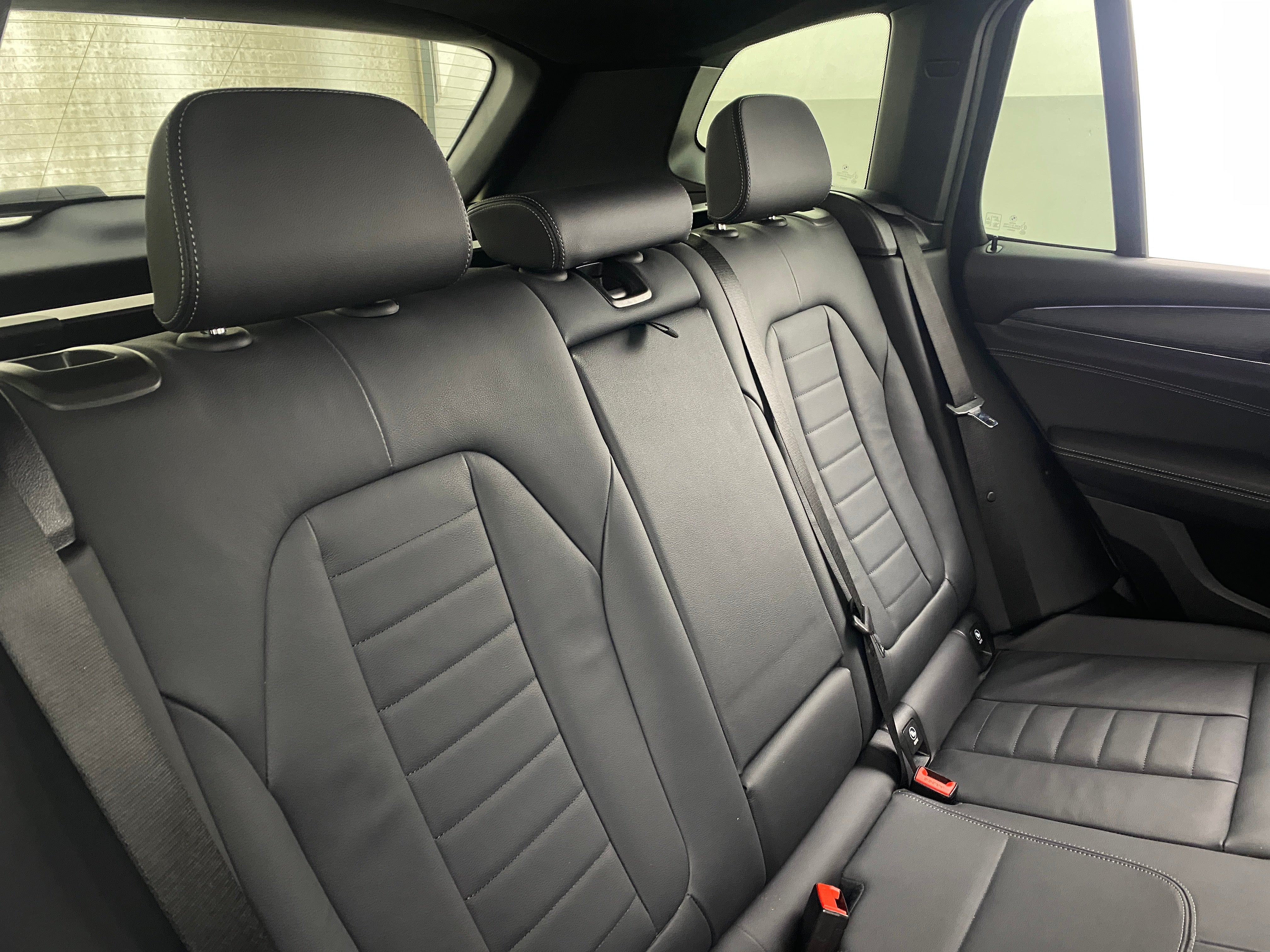 2022 BMW X3 xDrive30i 5